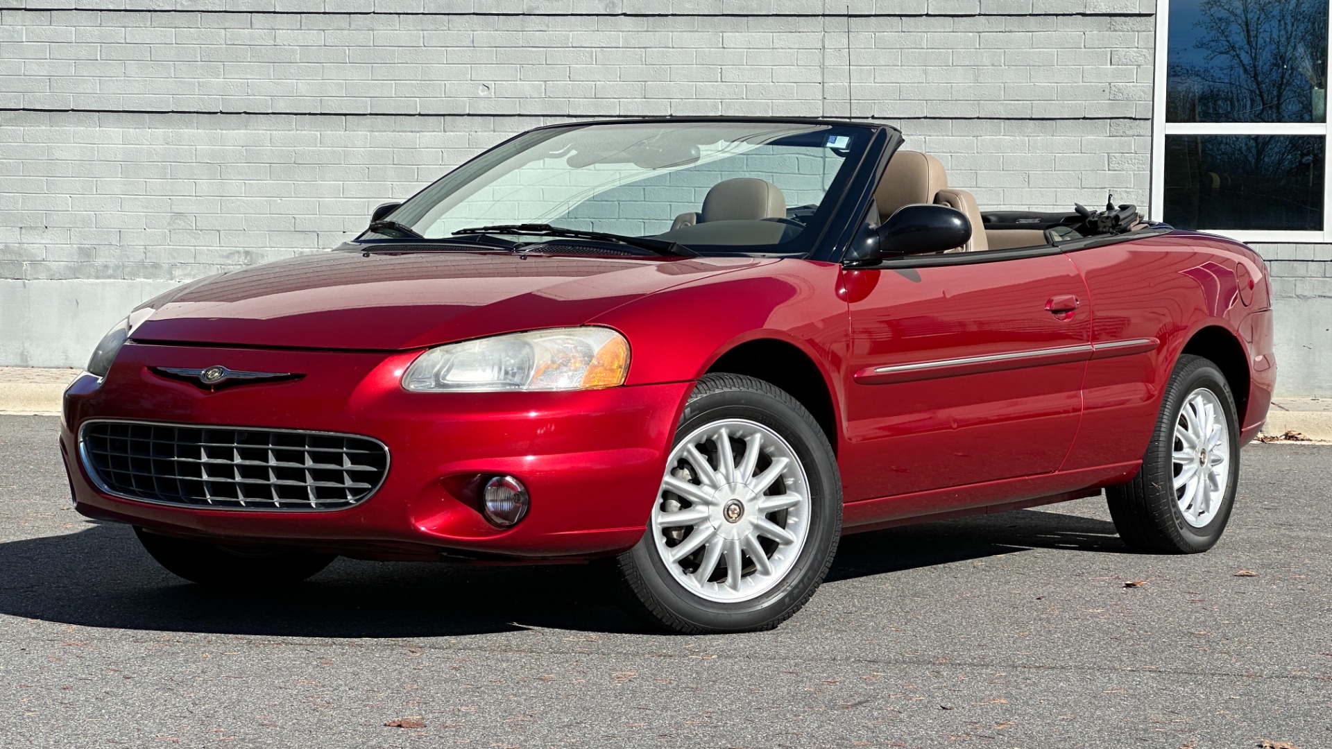Used 2002 Chrysler Sebring LXi for sale Sold at Formula Imports in Charlotte NC 28227 1