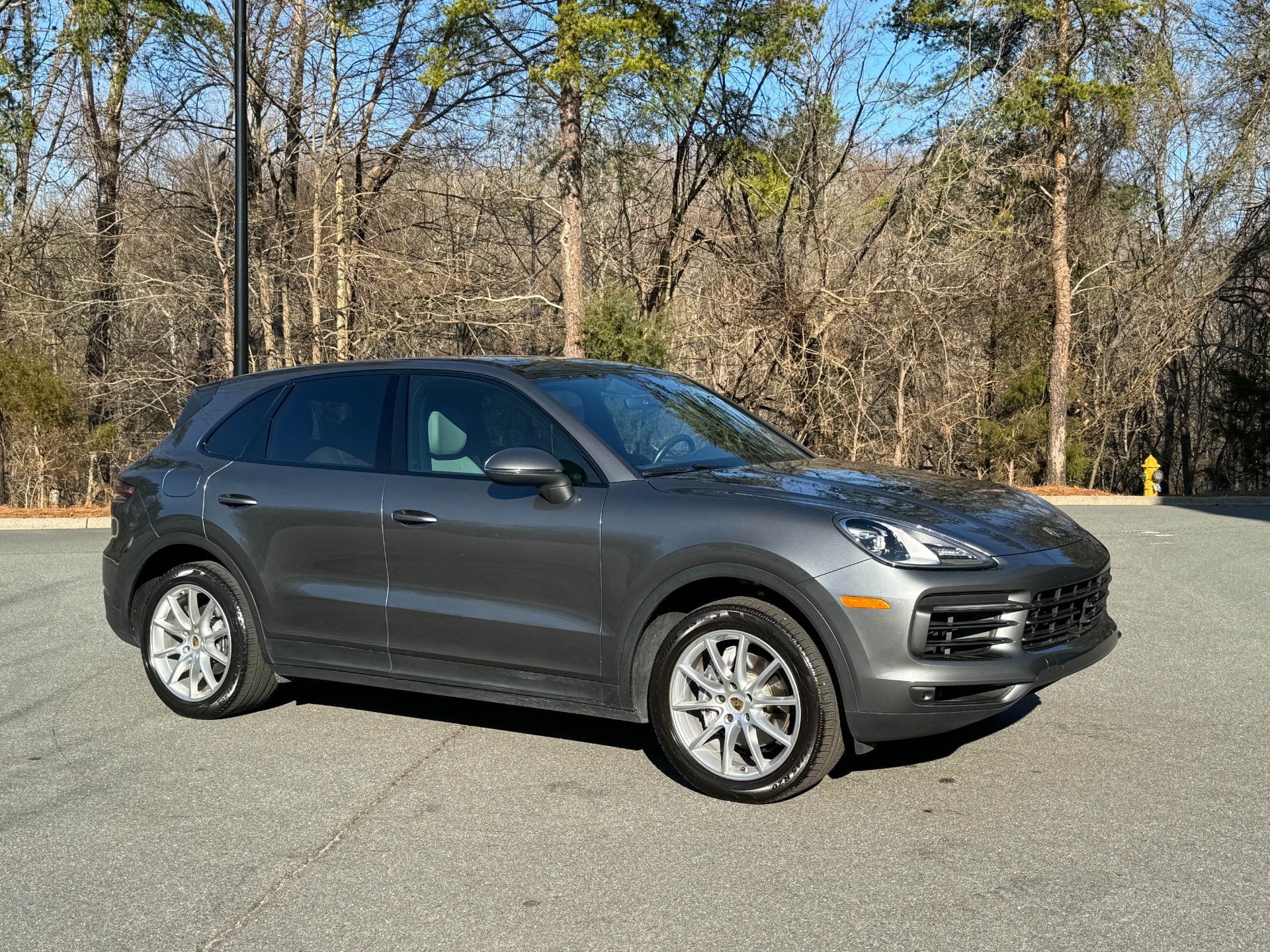 Used 2019 Porsche Cayenne PREMIUM / TOW PKG / 2 TONE LEATHER / PANORAMIC ROOF for sale Sold at Formula Imports in Charlotte NC 28227 11