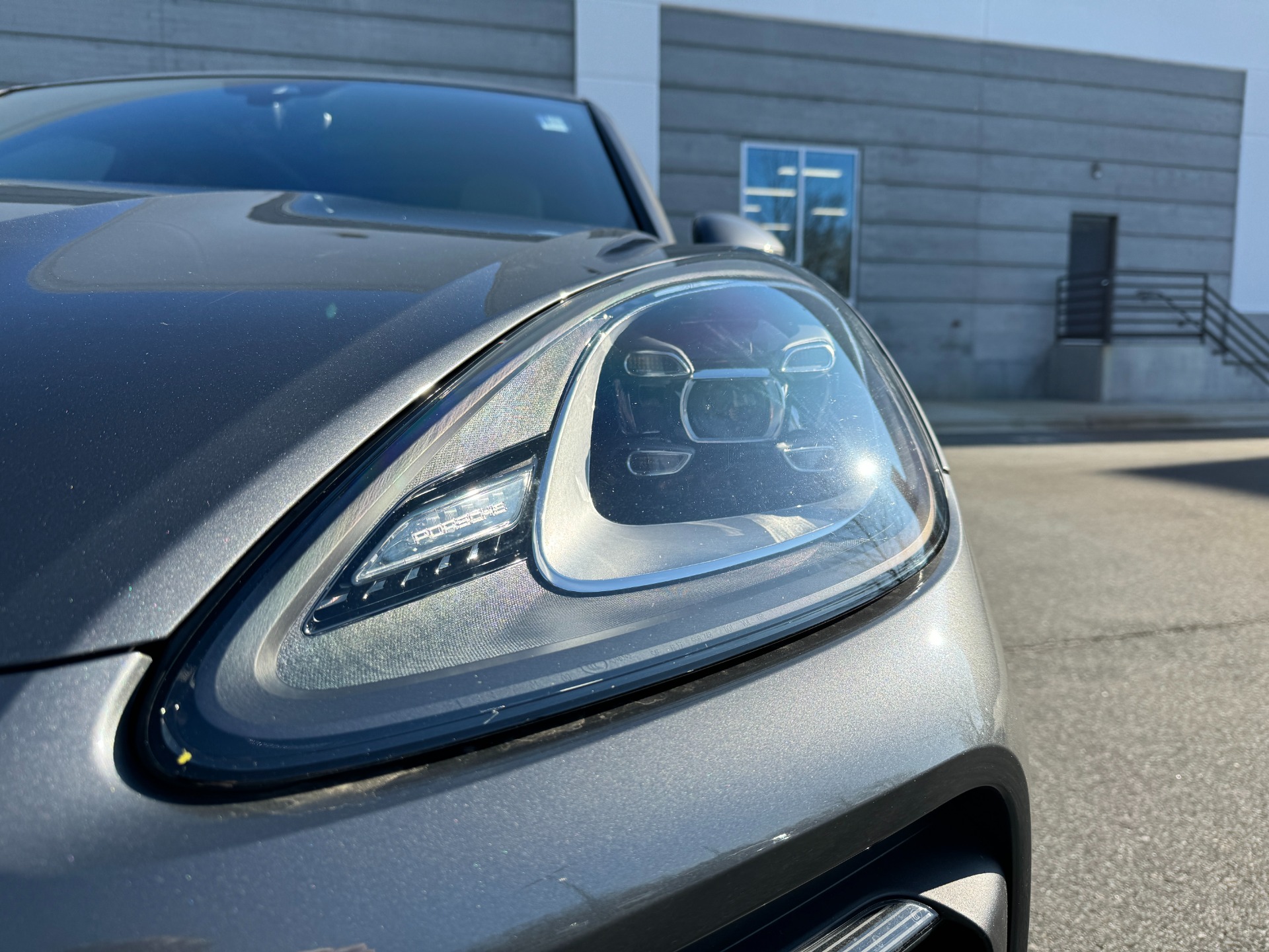 Used 2019 Porsche Cayenne PREMIUM / TOW PKG / 2 TONE LEATHER / PANORAMIC ROOF for sale Sold at Formula Imports in Charlotte NC 28227 13