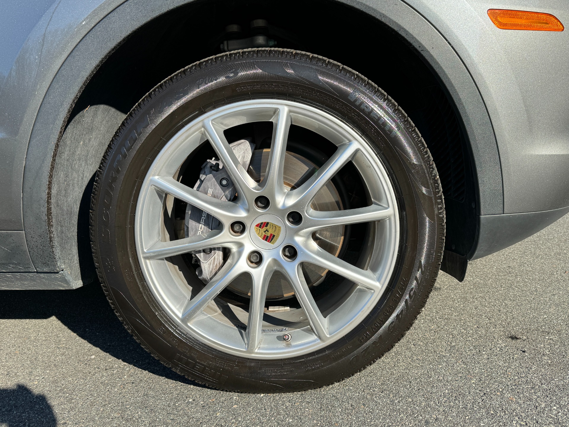 Used 2019 Porsche Cayenne PREMIUM / TOW PKG / 2 TONE LEATHER / PANORAMIC ROOF for sale Sold at Formula Imports in Charlotte NC 28227 47