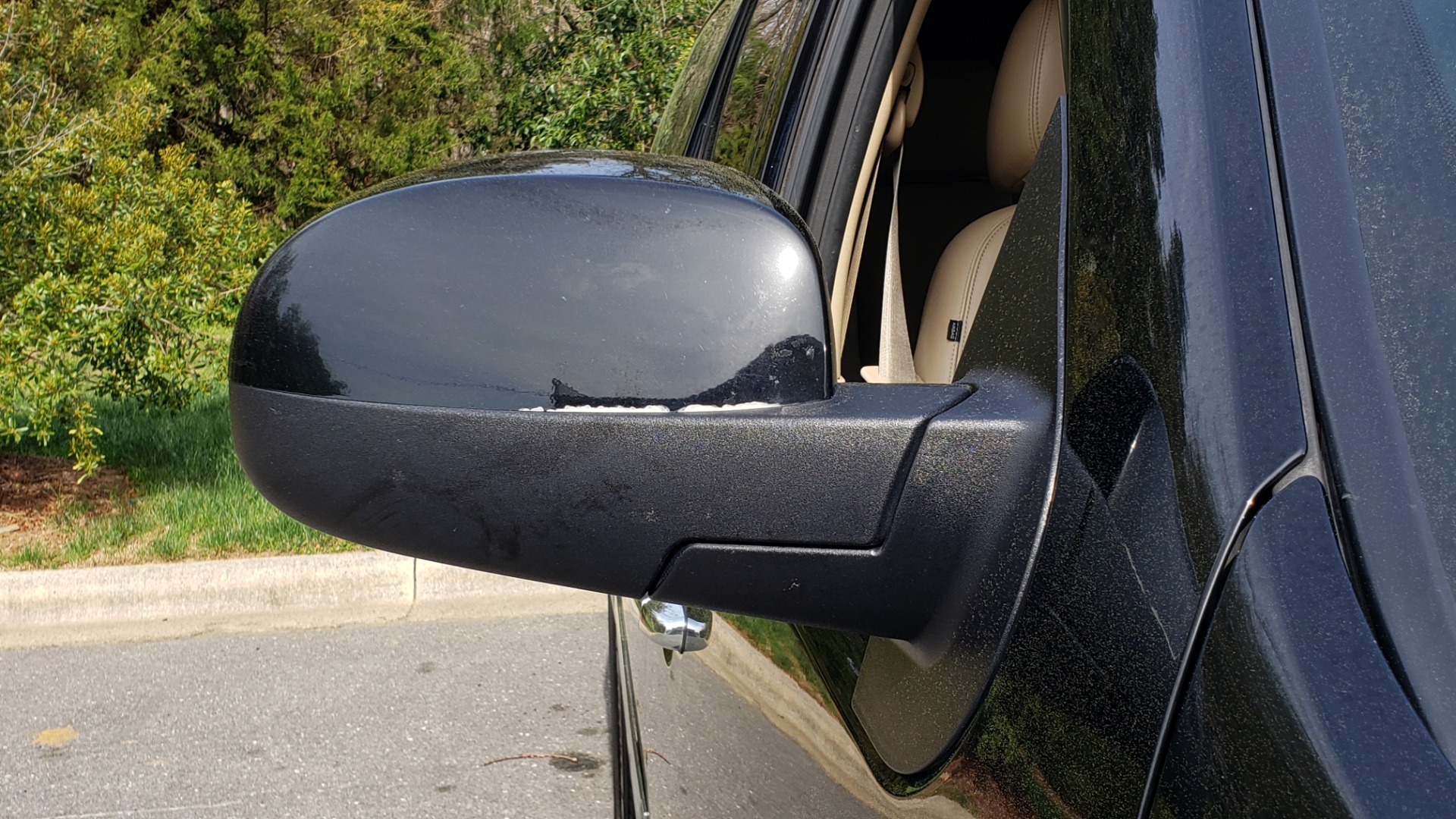 Used 2012 GMC YUKON XL DENALI AWD / NAV / SUN & ENT PKG / SUNROOF / REARVIEW / 3-ROW for sale Sold at Formula Imports in Charlotte NC 28227 21