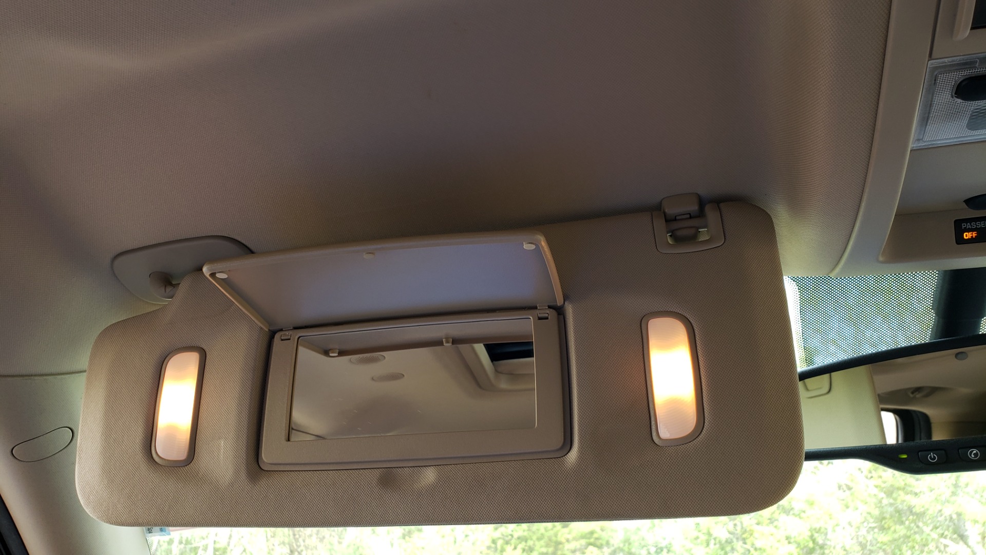 Used 2012 GMC YUKON XL DENALI AWD / NAV / SUN & ENT PKG / SUNROOF / REARVIEW / 3-ROW for sale Sold at Formula Imports in Charlotte NC 28227 47