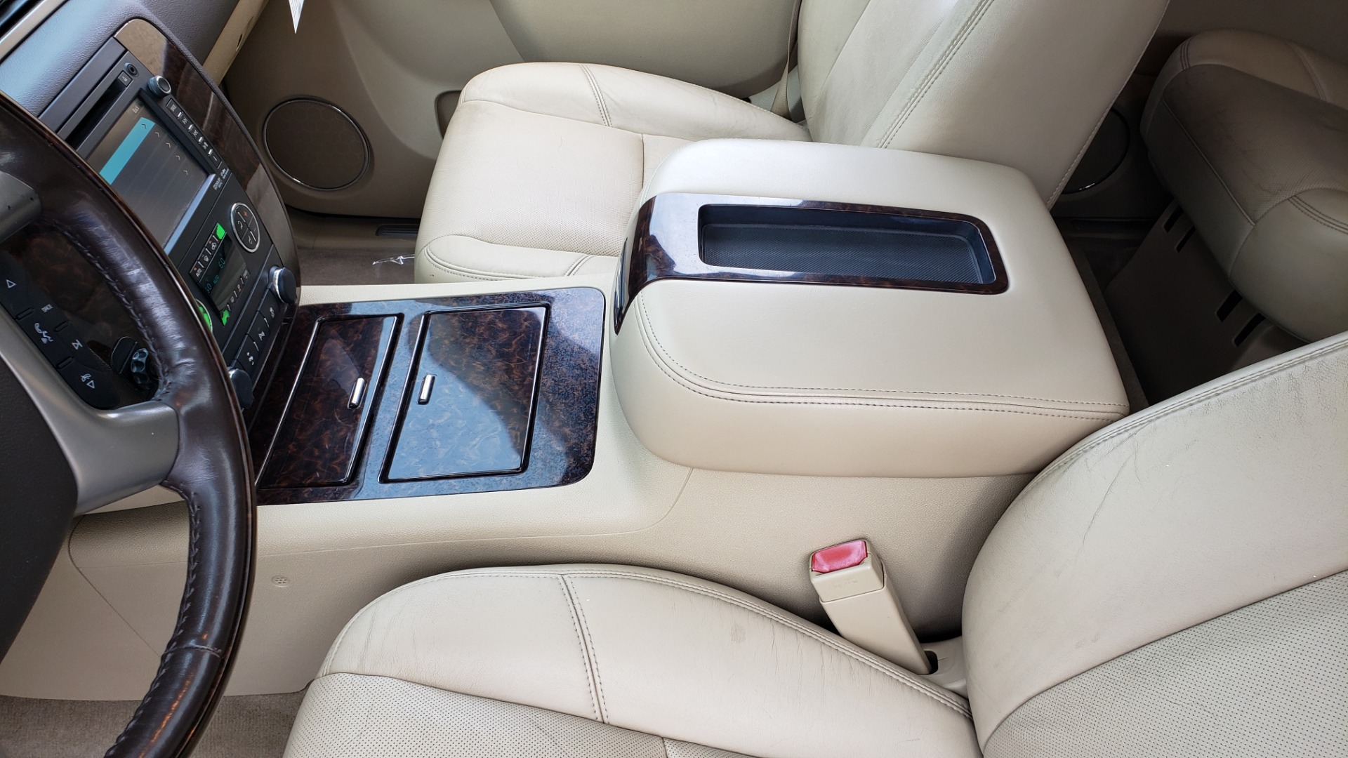 Used 2012 GMC YUKON XL DENALI AWD / NAV / SUN & ENT PKG / SUNROOF / REARVIEW / 3-ROW for sale Sold at Formula Imports in Charlotte NC 28227 49