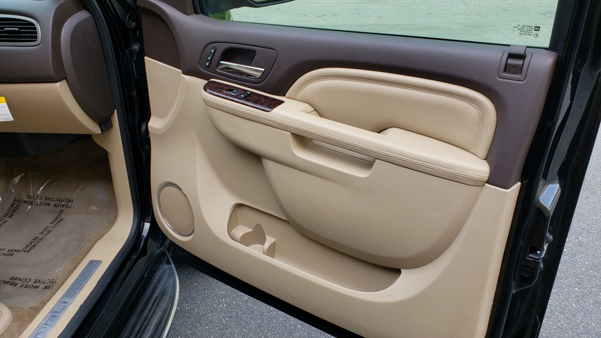 Used 2012 GMC YUKON XL DENALI AWD / NAV / SUN & ENT PKG / SUNROOF / REARVIEW / 3-ROW for sale Sold at Formula Imports in Charlotte NC 28227 61