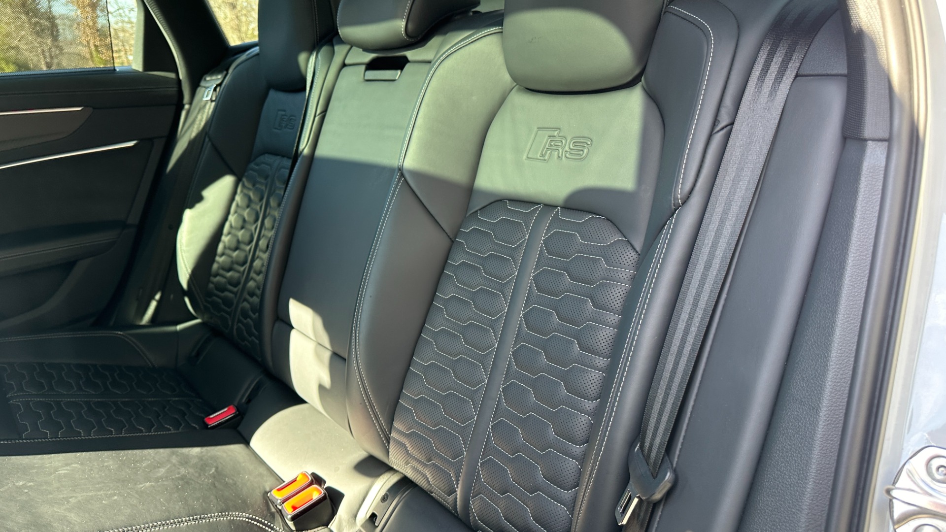 Used 2022 Audi RS 6 Avant 4.0T QUATTRO AVANT / B&O SOUND / EXECUTIVE / CARBON OPTIC PKG for sale Sold at Formula Imports in Charlotte NC 28227 30