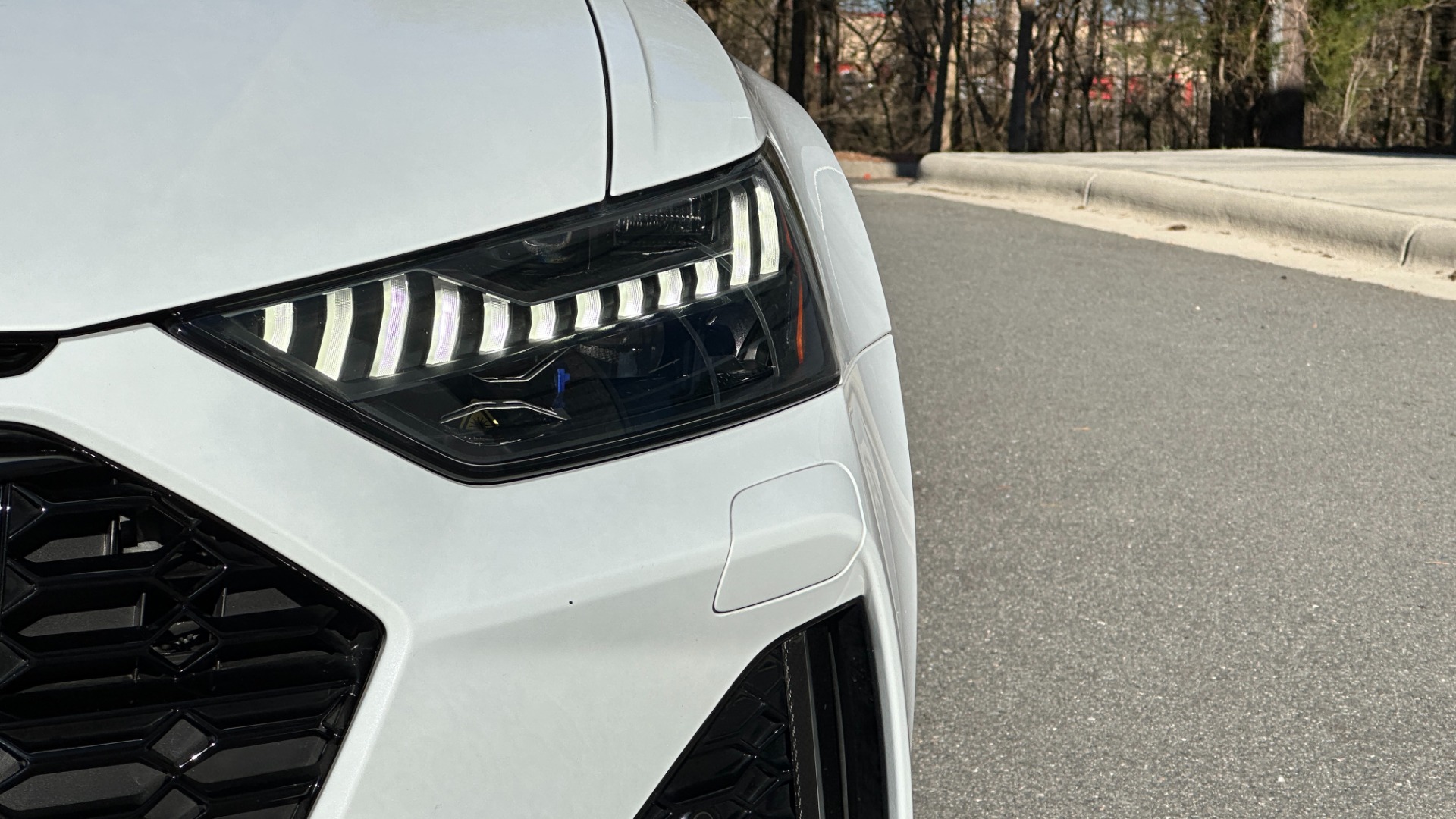 Used 2022 Audi RS 6 Avant 4.0T QUATTRO AVANT / B&O SOUND / EXECUTIVE / CARBON OPTIC PKG for sale Sold at Formula Imports in Charlotte NC 28227 40