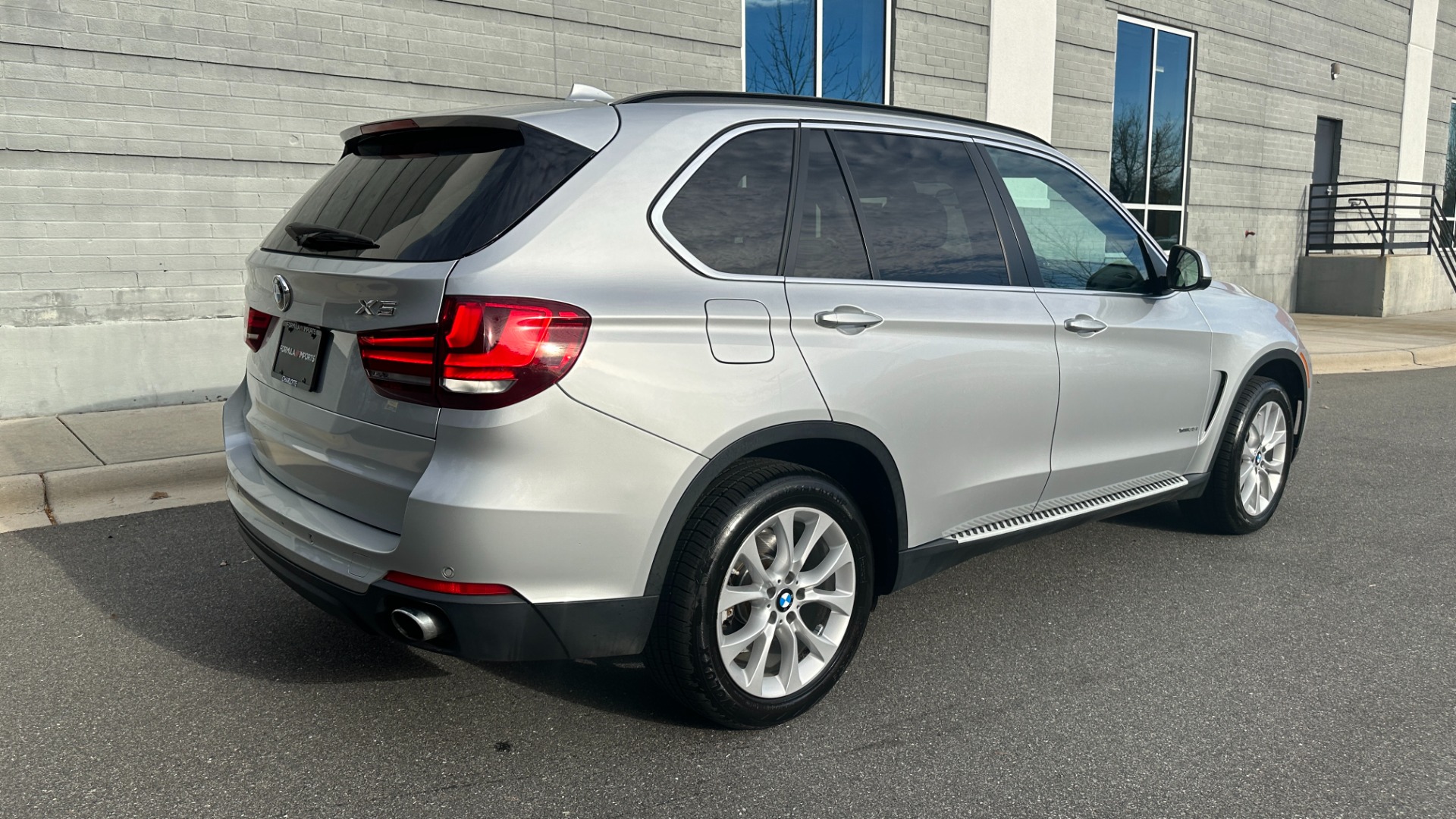 Used 2016 BMW X5 xDrive35i / COLD WEATHER PKG / ALL WEATHER MATS / PARK ASSIST / LEATHER for sale $18,995 at Formula Imports in Charlotte NC 28227 7
