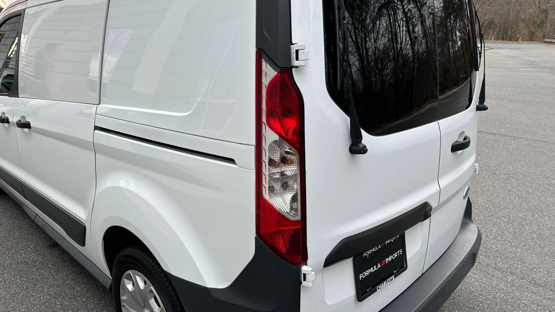 Used 2016 Ford Transit Connect XL / CRUISE CONTROL / FIXED REAR GLASS / CLOTH / REAR CAMERA for sale Sold at Formula Imports in Charlotte NC 28227 29