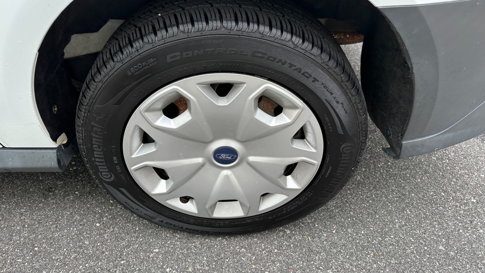 Used 2016 Ford Transit Connect XL / CRUISE CONTROL / FIXED REAR GLASS / CLOTH / REAR CAMERA for sale Sold at Formula Imports in Charlotte NC 28227 47