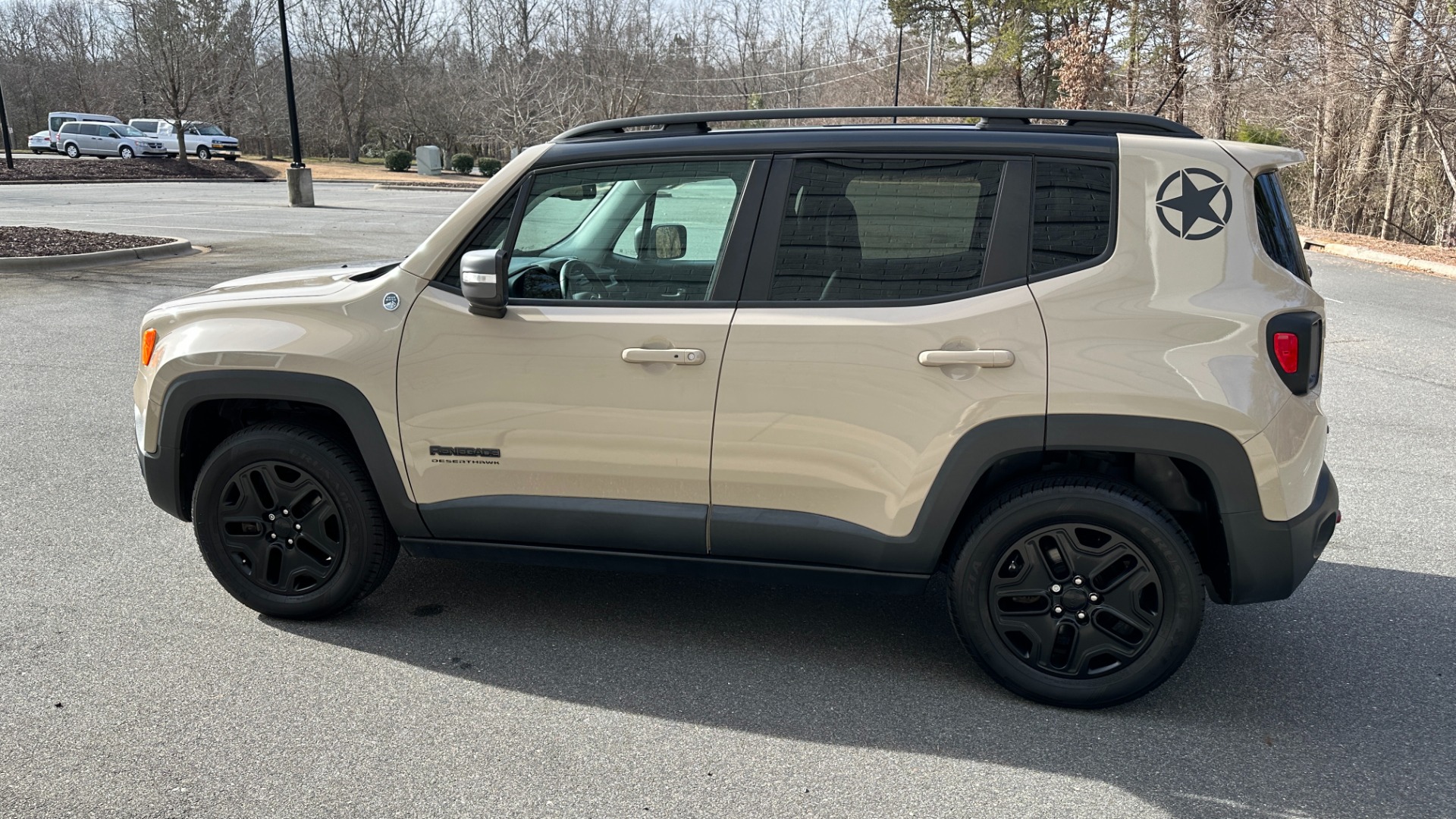 Used 2017 Jeep Renegade Deserthawk for sale $18,495 at Formula Imports in Charlotte NC 28227 6