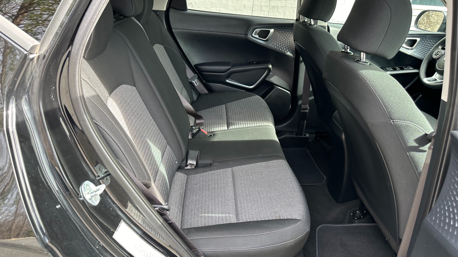 Used 2021 Kia Soul LX / RADIO DISPLAY / 4CYL ENGINE / CARPET FLOOR MATS for sale Sold at Formula Imports in Charlotte NC 28227 28