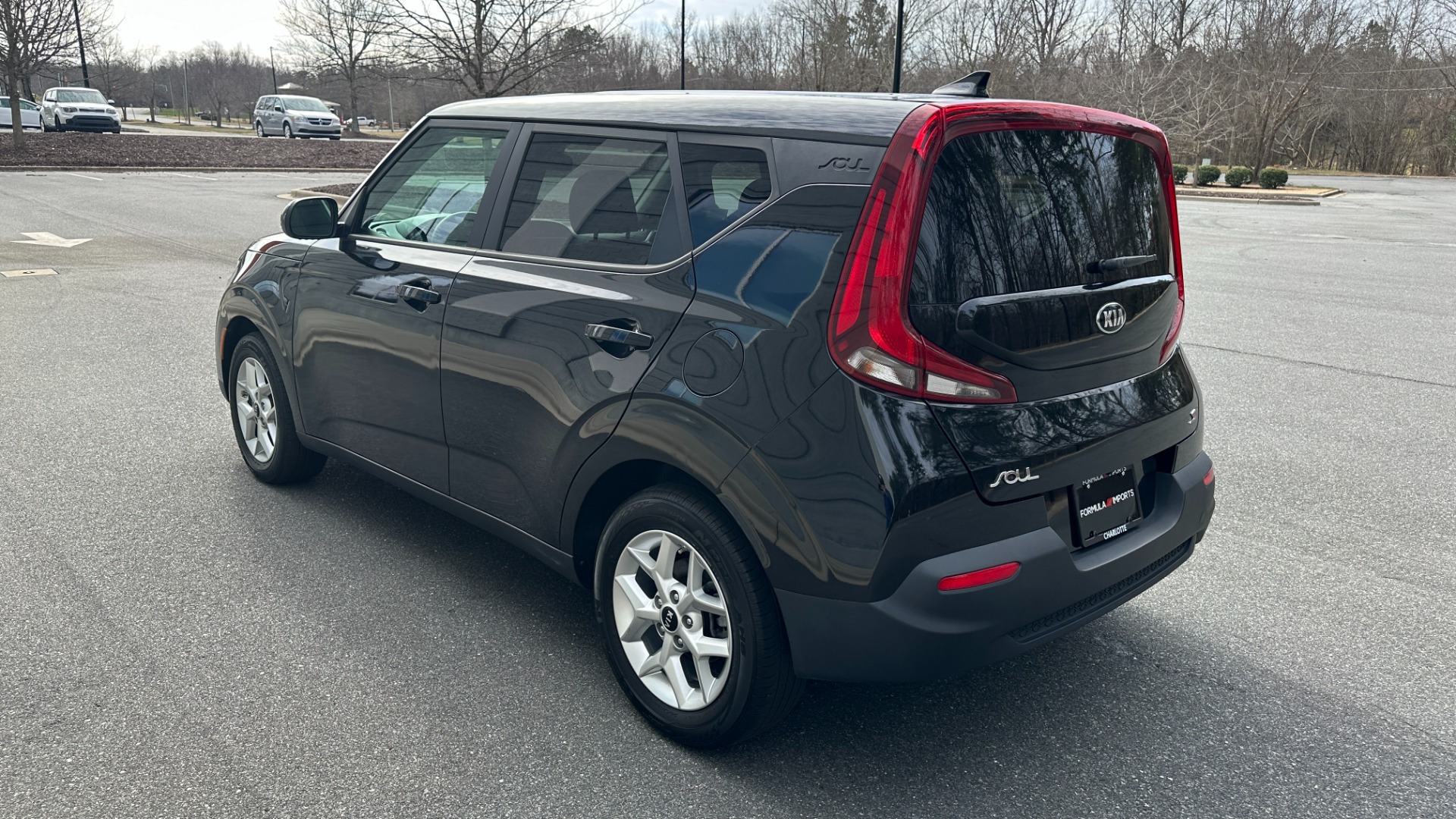 Used 2021 Kia Soul LX / RADIO DISPLAY / 4CYL ENGINE / CARPET FLOOR MATS for sale Sold at Formula Imports in Charlotte NC 28227 4