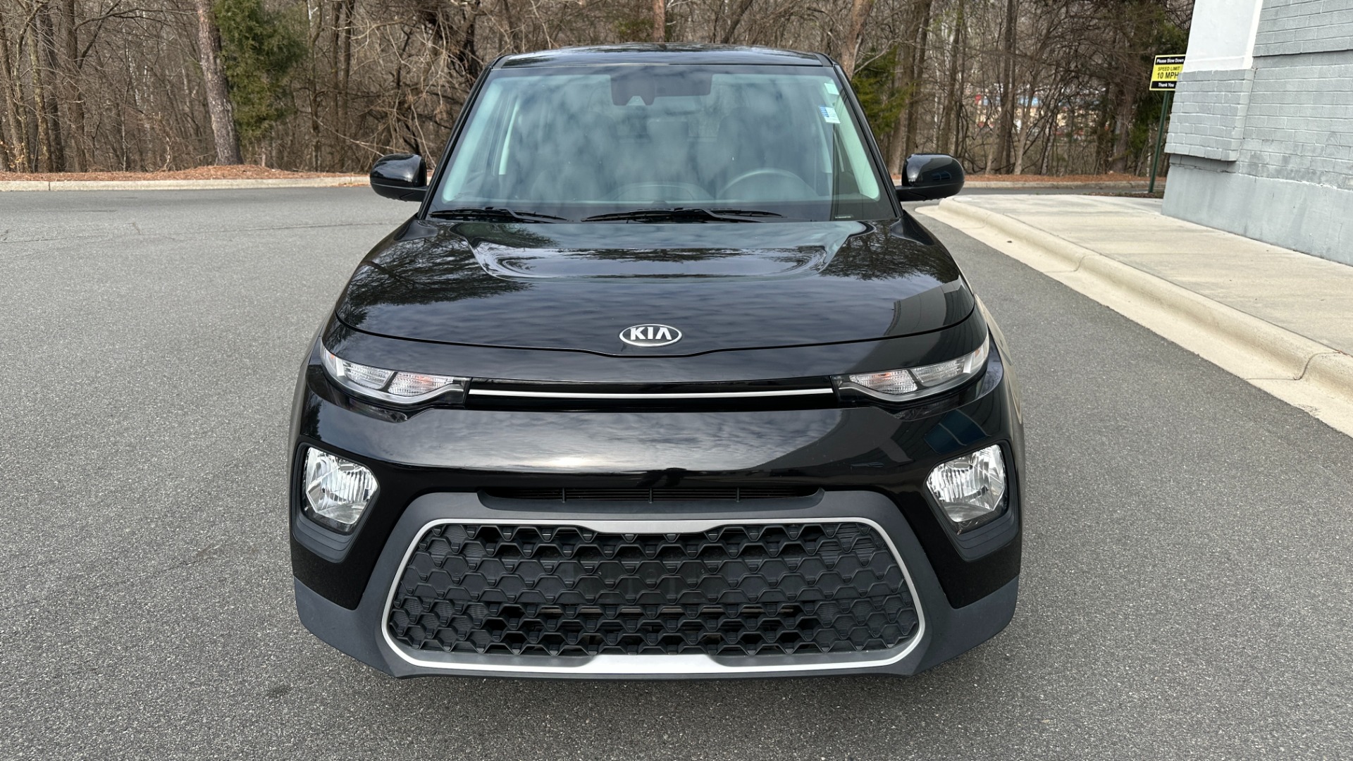 Used 2021 Kia Soul LX / RADIO DISPLAY / 4CYL ENGINE / CARPET FLOOR MATS for sale Sold at Formula Imports in Charlotte NC 28227 5