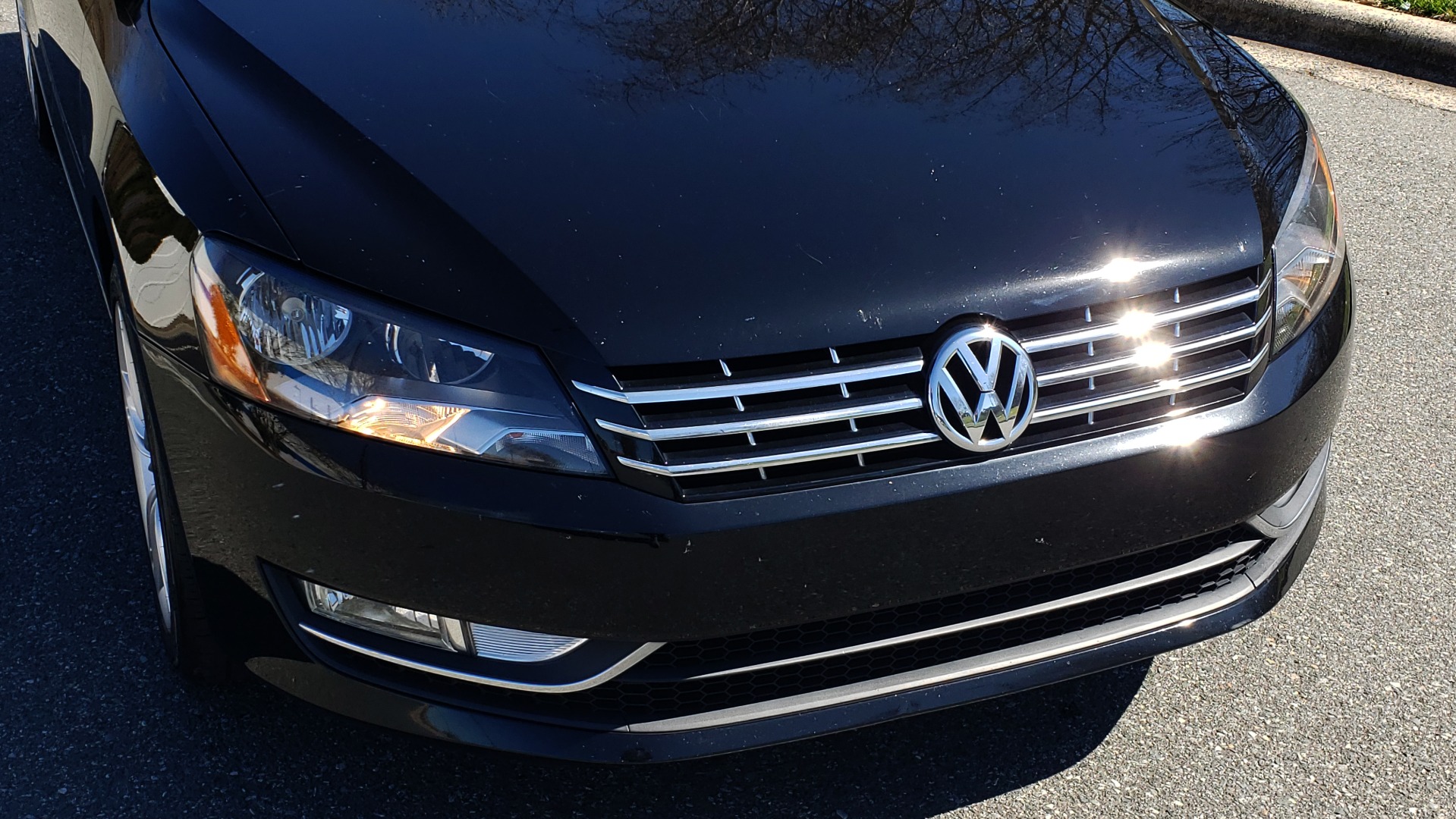 Used 2014 Volkswagen PASSAT SEL PREMIUM / NAV / SUNROOF / REARVIEW / 6-SPD AUTO for sale Sold at Formula Imports in Charlotte NC 28227 22
