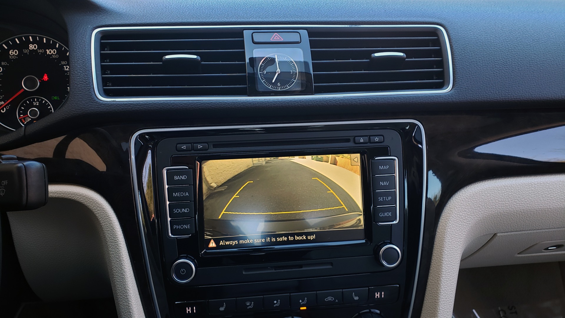 Used 2014 Volkswagen PASSAT SEL PREMIUM / NAV / SUNROOF / REARVIEW / 6-SPD AUTO for sale Sold at Formula Imports in Charlotte NC 28227 42