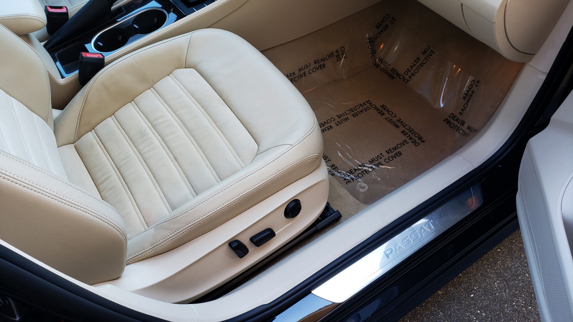 Used 2014 Volkswagen PASSAT SEL PREMIUM / NAV / SUNROOF / REARVIEW / 6-SPD AUTO for sale Sold at Formula Imports in Charlotte NC 28227 64