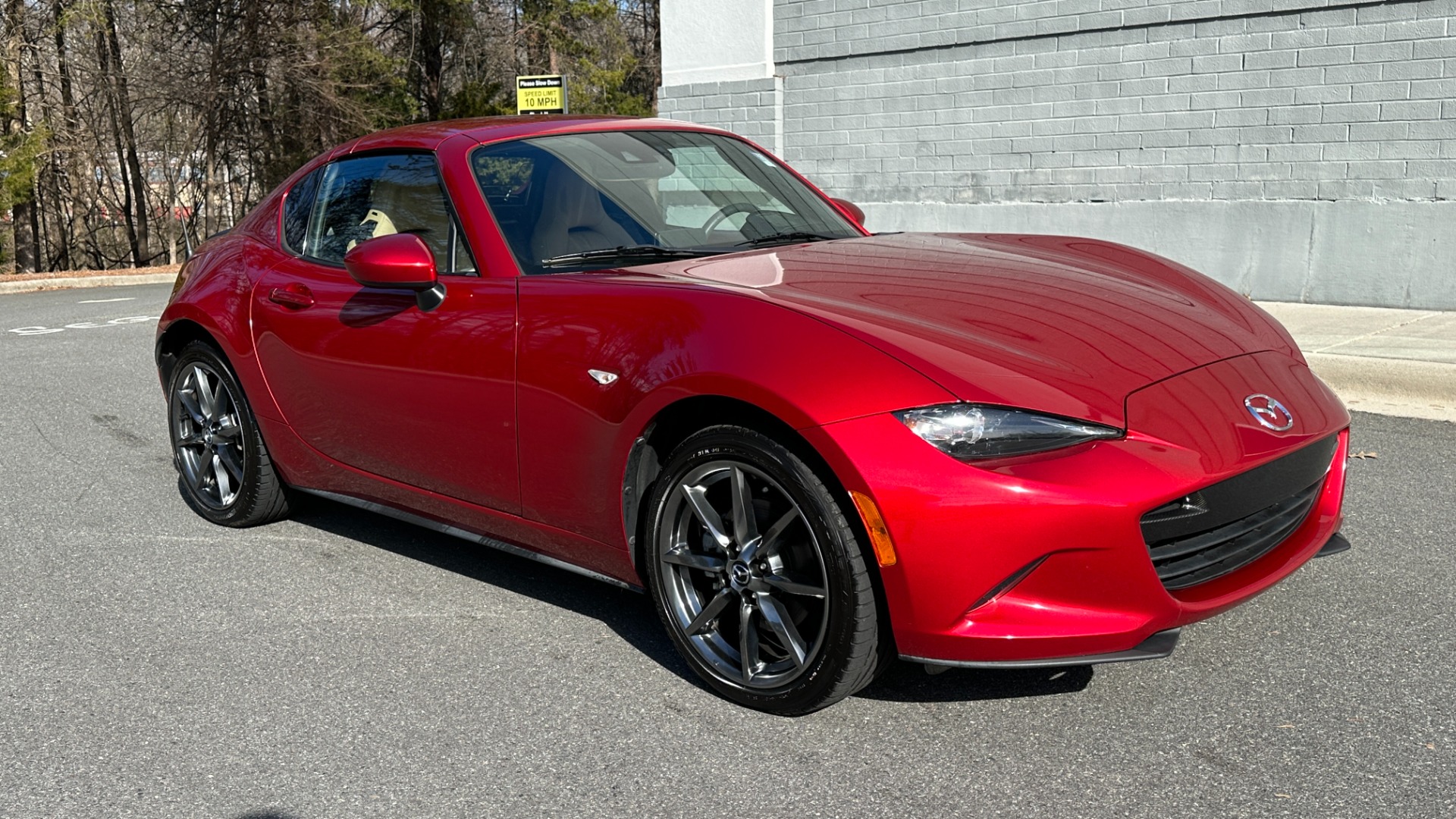 Used 2017 Mazda MX-5 Miata RF GRAND TOURING / POWER HARD TOP CONVERTIBLE / AUTOMATIC for sale $22,995 at Formula Imports in Charlotte NC 28227 2
