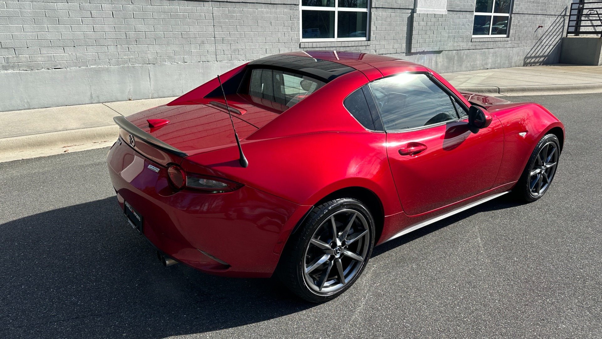 Used 2017 Mazda MX-5 Miata RF GRAND TOURING / POWER HARD TOP CONVERTIBLE / AUTOMATIC for sale $22,995 at Formula Imports in Charlotte NC 28227 4