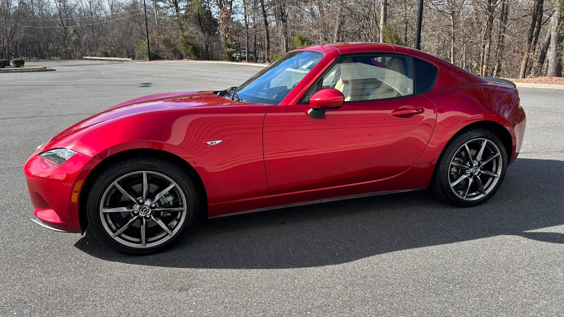 Used 2017 Mazda MX-5 Miata RF GRAND TOURING / POWER HARD TOP CONVERTIBLE / AUTOMATIC for sale $22,995 at Formula Imports in Charlotte NC 28227 7