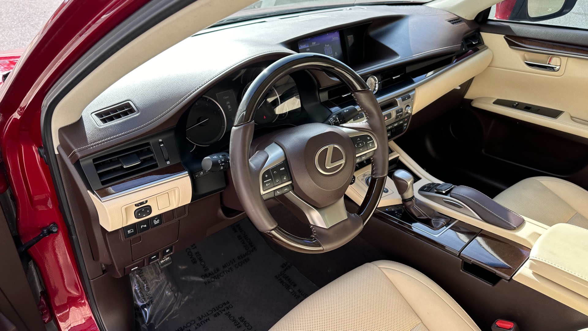 Used 2018 Lexus ES ES 350 / LUXURY PKG / PANORAMIC ROOF / NAV PACKAGE / LED LIGHTS for sale $24,595 at Formula Imports in Charlotte NC 28227 12