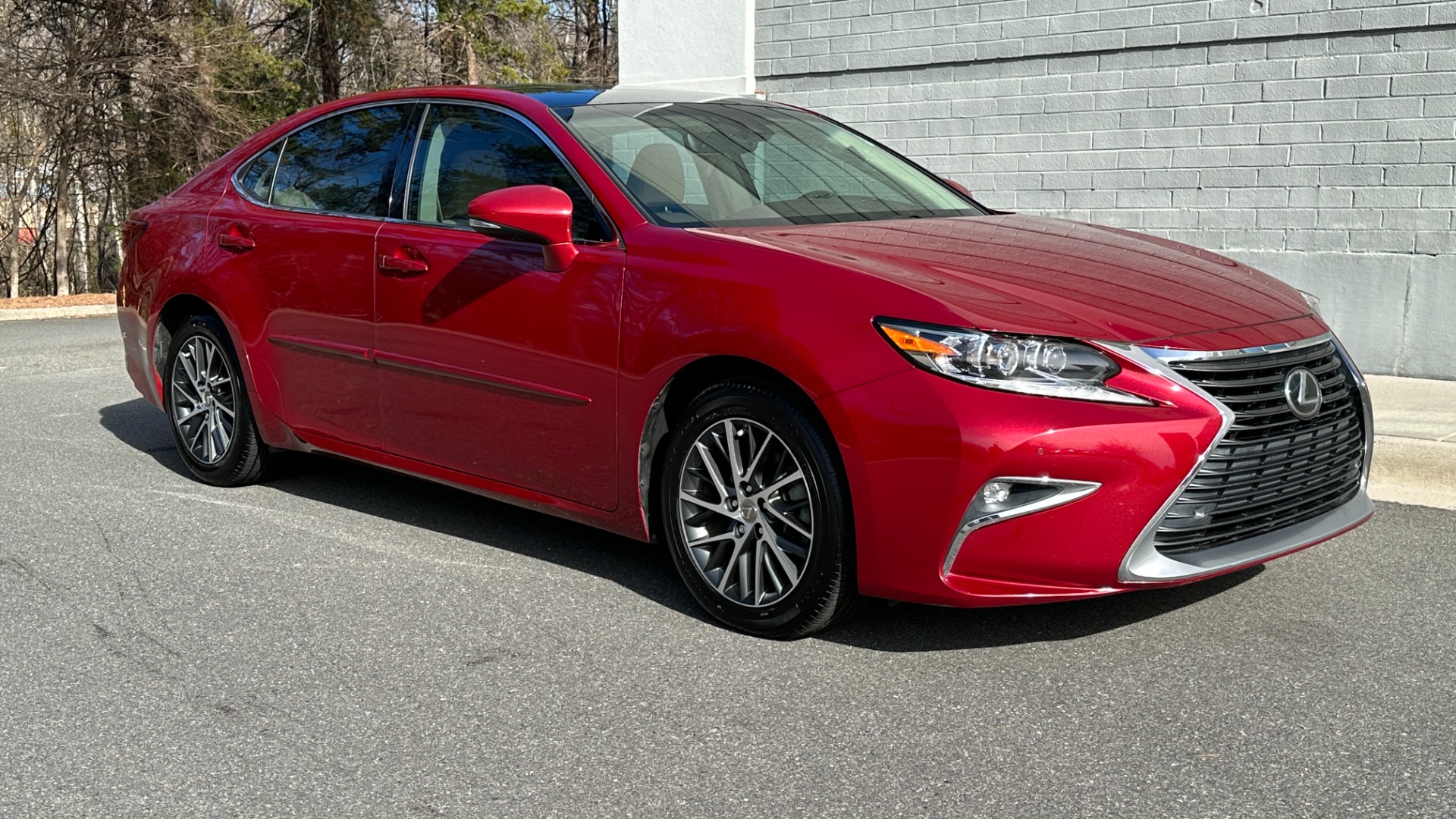 Used 2018 Lexus ES 350 LUXURY PKG / PANORAMIC ROOF / NAV PACKAGE / LED LIGHTS for sale Sold at Formula Imports in Charlotte NC 28227 2