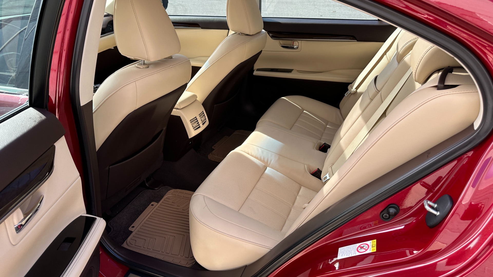Used 2018 Lexus ES 350 LUXURY PKG / PANORAMIC ROOF / NAV PACKAGE / LED LIGHTS for sale Sold at Formula Imports in Charlotte NC 28227 24