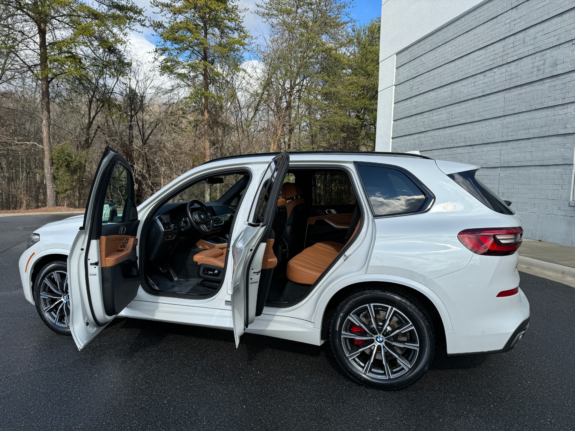 Used 2021 BMW X5 M50i AIR SUSPENSION / COGNAC LEATHER for sale Sold at Formula Imports in Charlotte NC 28227 13
