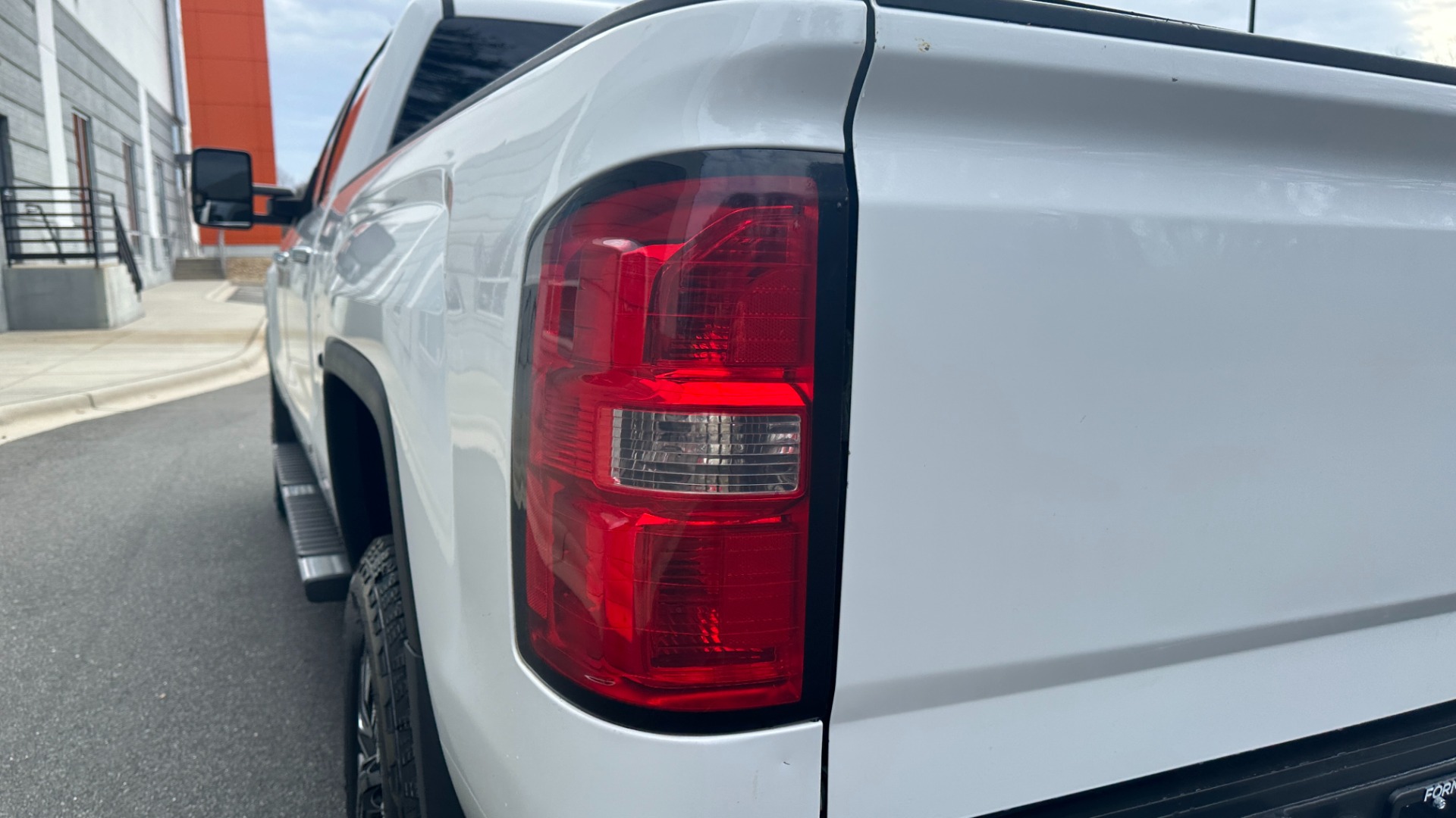 Used 2016 GMC Sierra 2500HD DENALI / SERVICED SINCE NEW / ULTIMATE WHEELS / EXHAUST for sale Sold at Formula Imports in Charlotte NC 28227 40