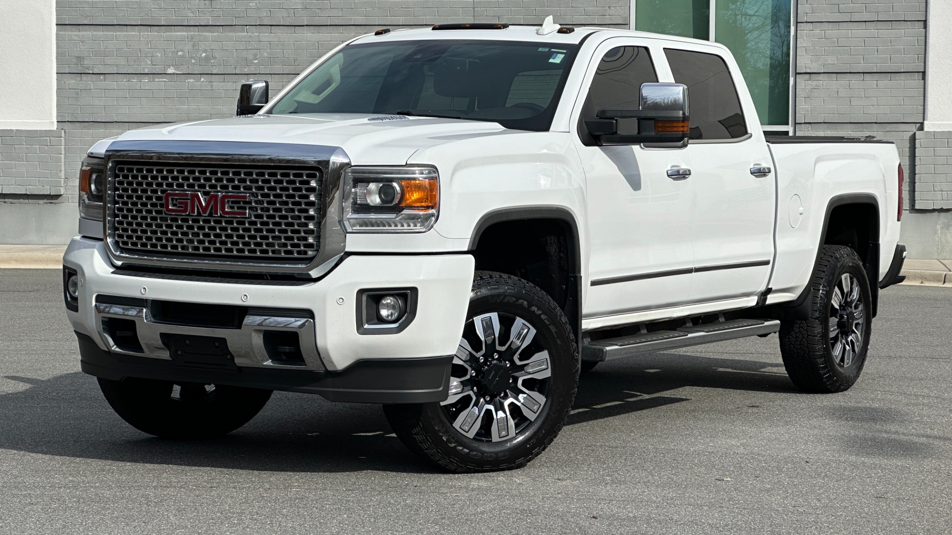 Used 2016 GMC Sierra 2500HD DENALI / SERVICED SINCE NEW / ULTIMATE WHEELS / EXHAUST for sale Sold at Formula Imports in Charlotte NC 28227 1