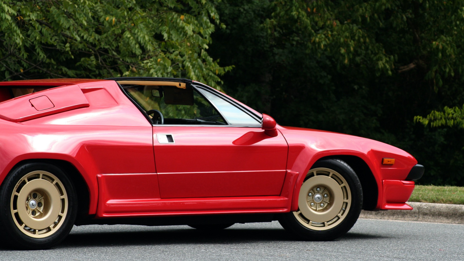 Used 1988 Lamborghini JALPA 3.5 / 5-SPD MANUAL / LOW MILES / EXCELLENT CONDITION for sale Sold at Formula Imports in Charlotte NC 28227 11