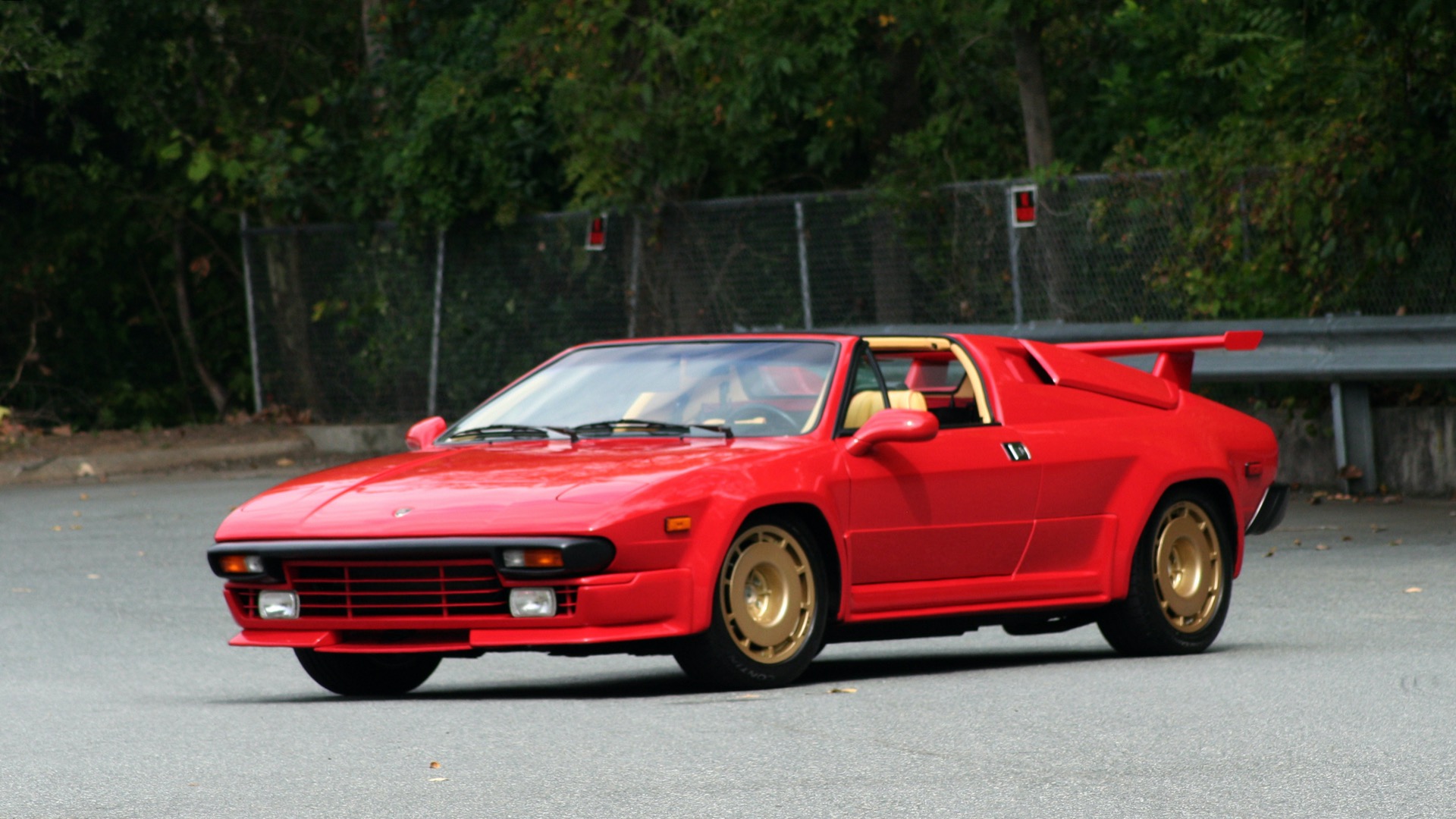 Used 1988 Lamborghini JALPA 3.5 / 5-SPD MANUAL / LOW MILES / EXCELLENT CONDITION for sale Sold at Formula Imports in Charlotte NC 28227 15