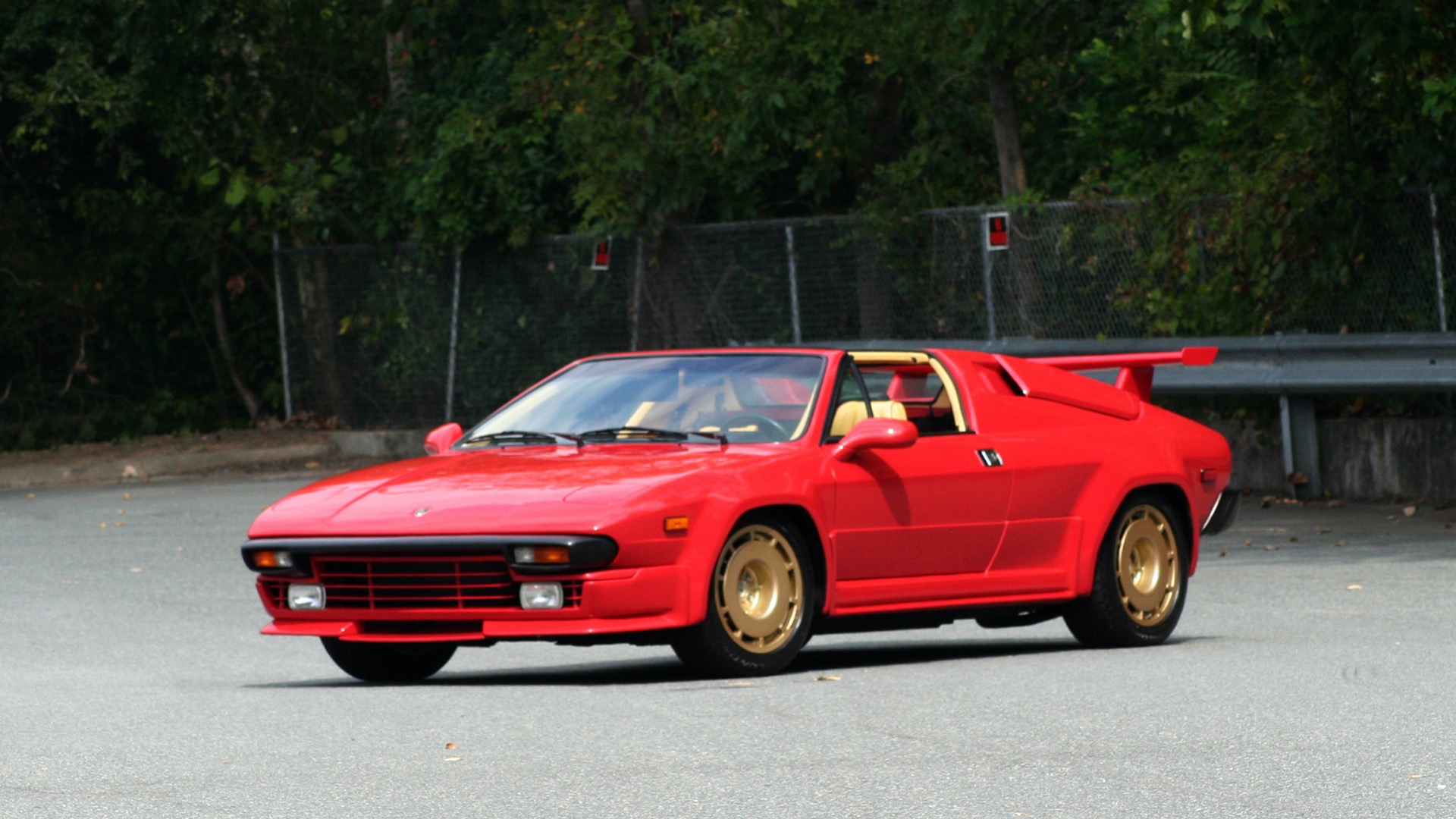 Used 1988 Lamborghini JALPA 3.5 / 5-SPD MANUAL / LOW MILES / EXCELLENT CONDITION for sale Sold at Formula Imports in Charlotte NC 28227 16