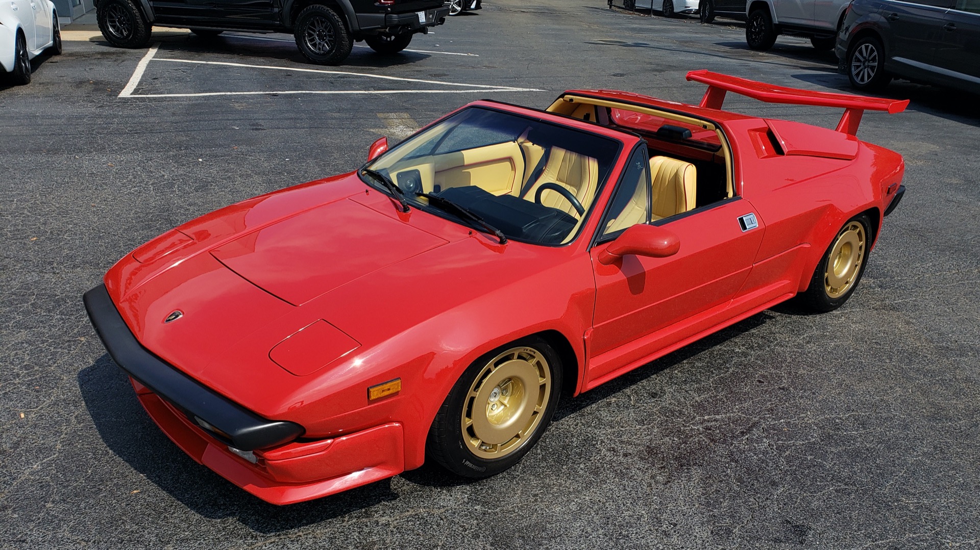 Used 1988 Lamborghini JALPA 3.5 / 5-SPD MANUAL / LOW MILES / EXCELLENT CONDITION for sale Sold at Formula Imports in Charlotte NC 28227 19