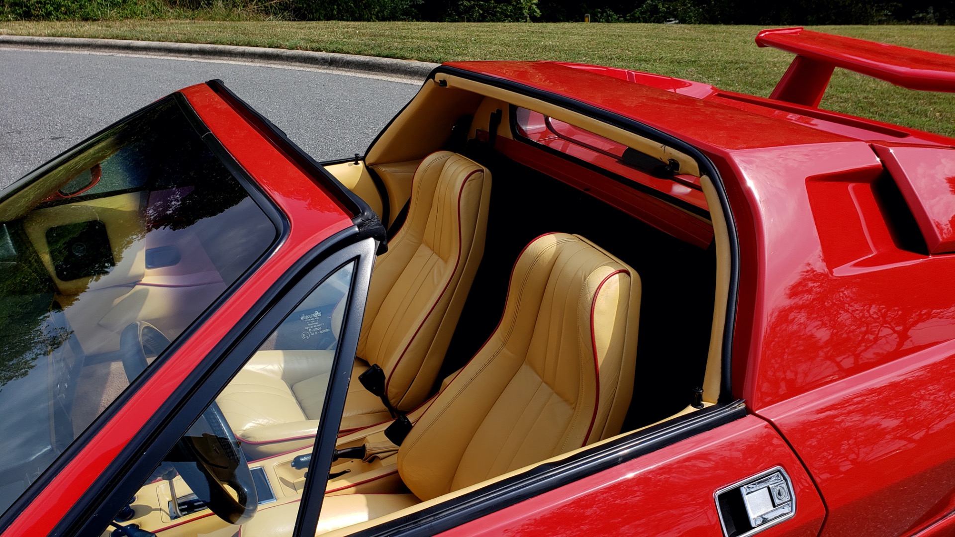 Used 1988 Lamborghini JALPA 3.5 / 5-SPD MANUAL / LOW MILES / EXCELLENT CONDITION for sale Sold at Formula Imports in Charlotte NC 28227 30