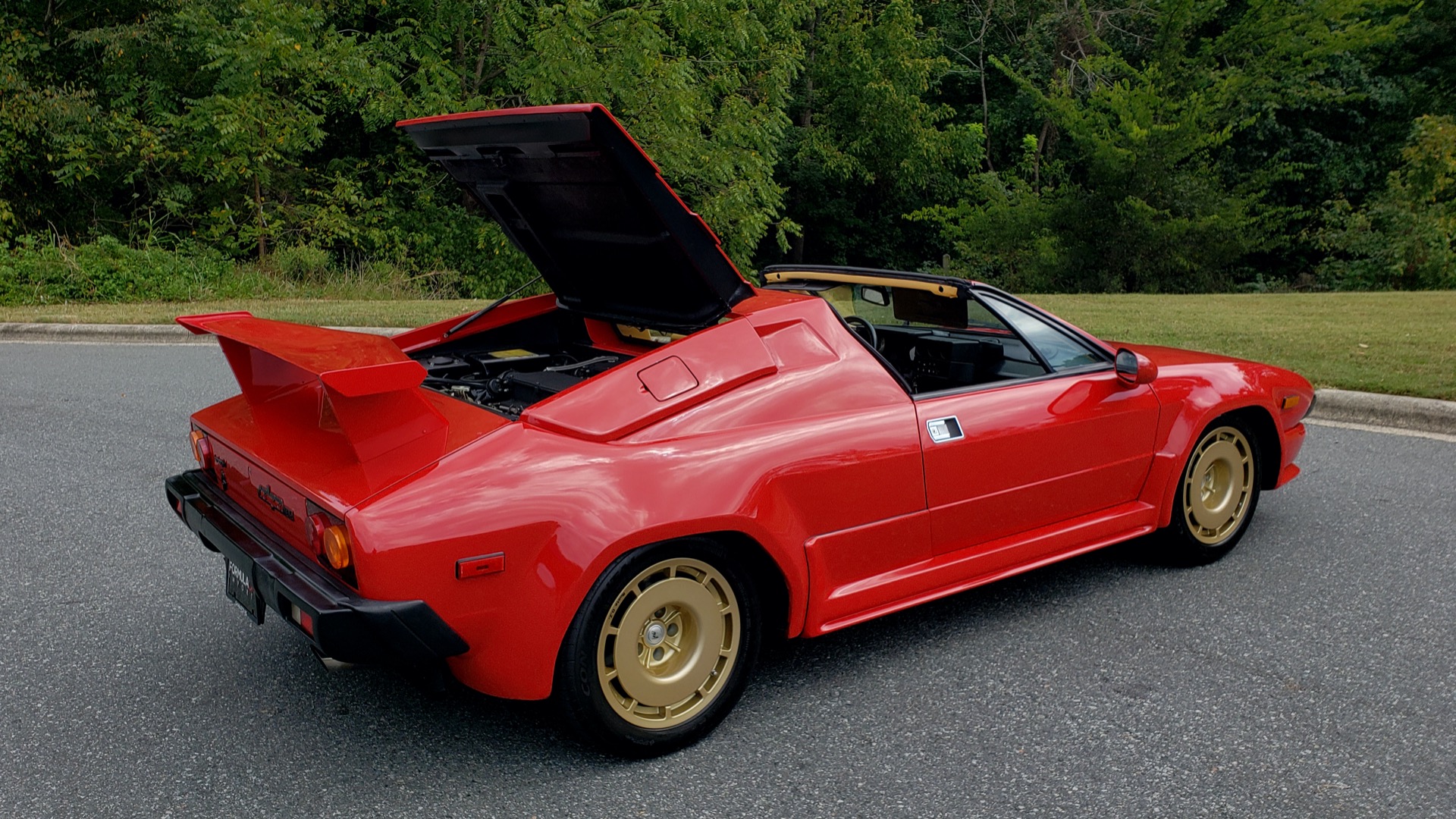 Used 1988 Lamborghini JALPA 3.5 / 5-SPD MANUAL / LOW MILES / EXCELLENT CONDITION for sale Sold at Formula Imports in Charlotte NC 28227 44