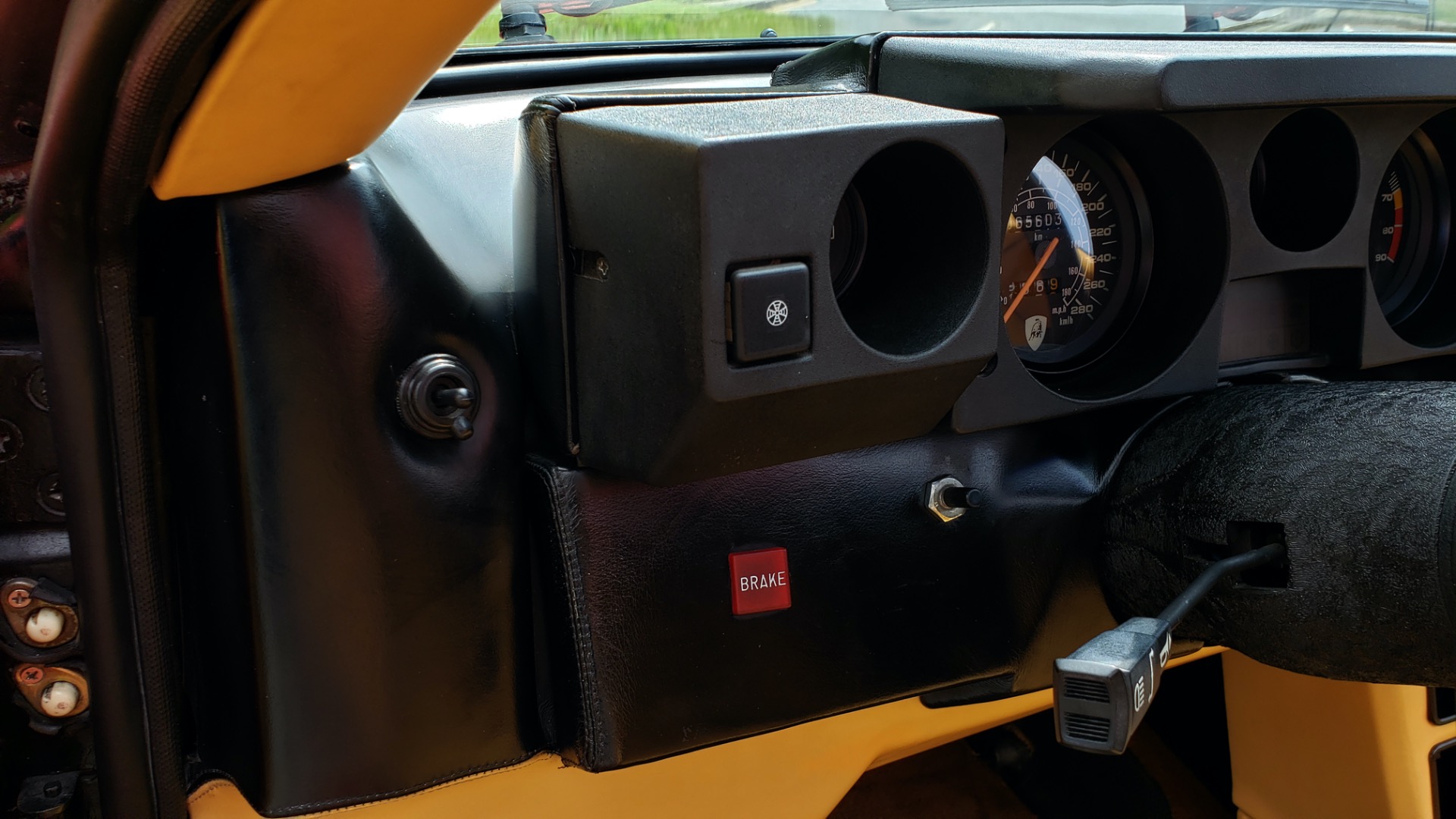Used 1988 Lamborghini JALPA 3.5 / 5-SPD MANUAL / LOW MILES / EXCELLENT CONDITION for sale Sold at Formula Imports in Charlotte NC 28227 54