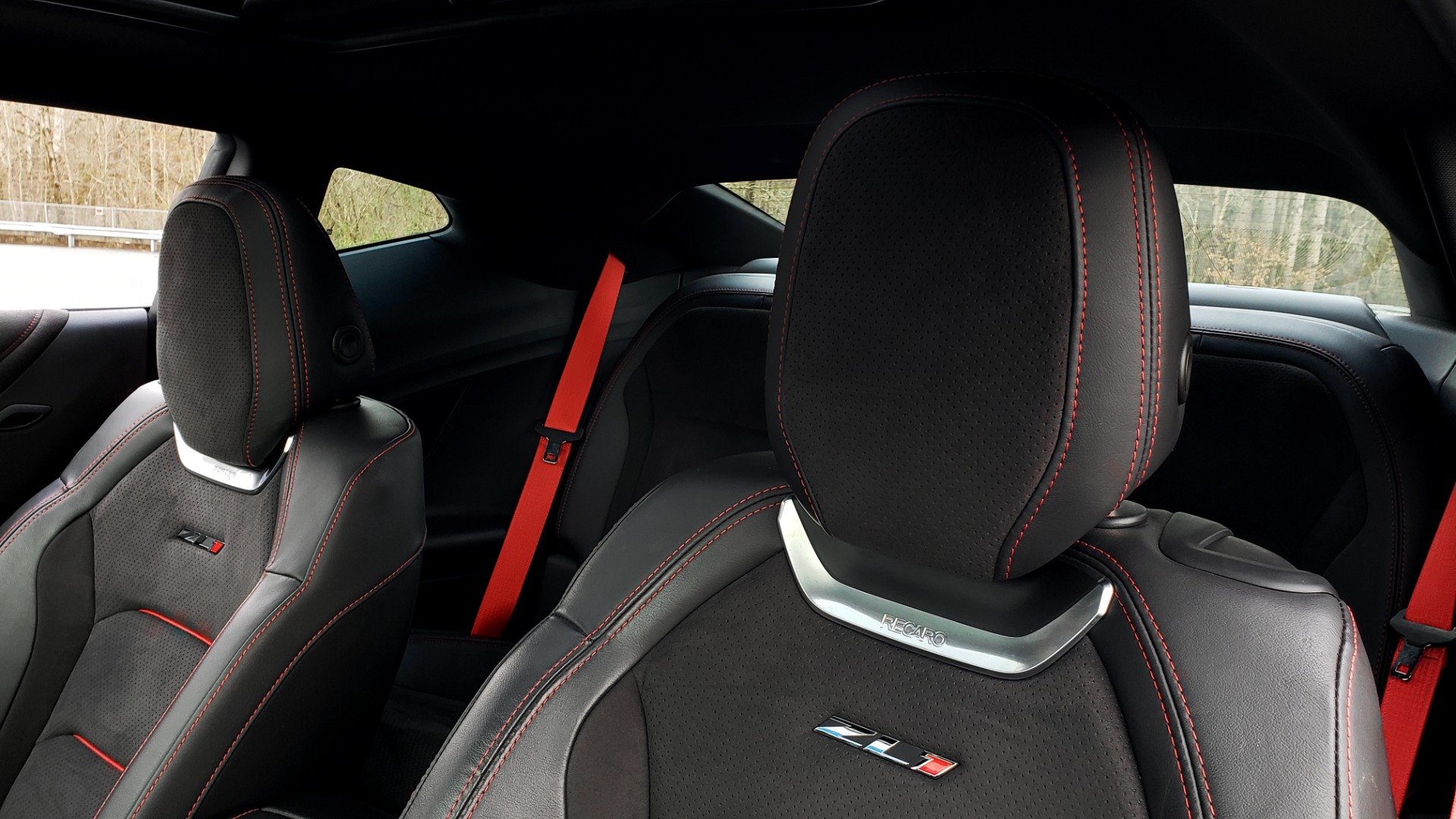 Used 2018 Chevrolet CAMARO ZL1 6.2L SUPERCHARGED V8 650 / NAV / SUNROOF / REARVIEW for sale Sold at Formula Imports in Charlotte NC 28227 34