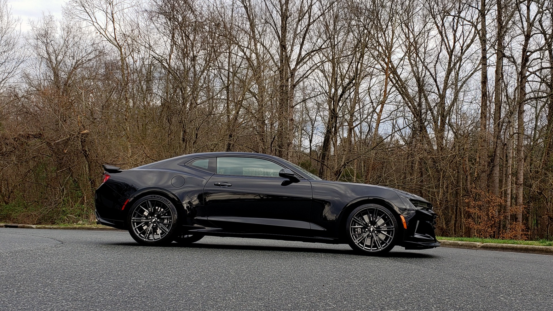 Used 2018 Chevrolet CAMARO ZL1 6.2L SUPERCHARGED V8 650 / NAV / SUNROOF / REARVIEW for sale Sold at Formula Imports in Charlotte NC 28227 8