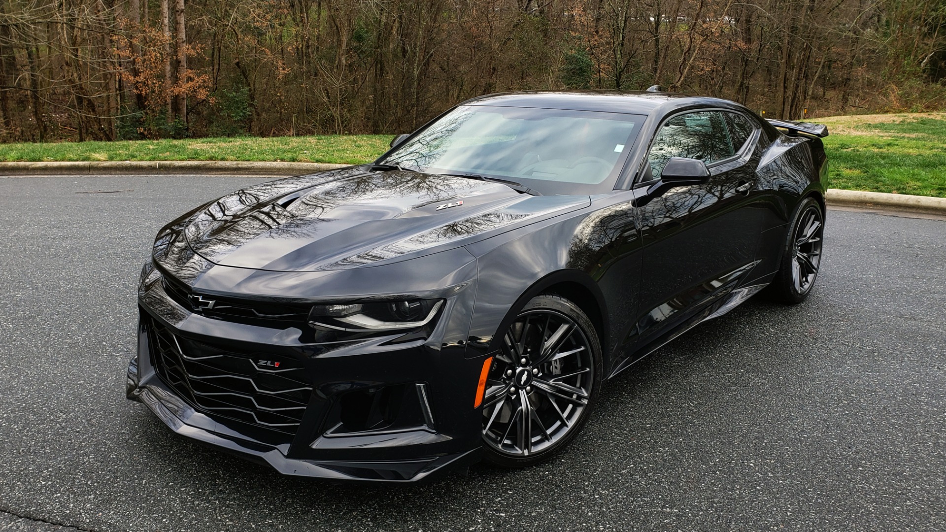 Used 2018 Chevrolet CAMARO ZL1 6.2L SUPERCHARGED V8 650 / NAV / SUNROOF / REARVIEW for sale Sold at Formula Imports in Charlotte NC 28227 1