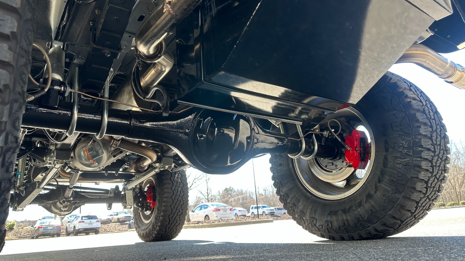 Used 1977 Ford Bronco GATEWAY EDITION / 5.0L COYOTE V8 / FRAME OFF RESTORATION / LEATHER / A/C for sale Sold at Formula Imports in Charlotte NC 28227 10