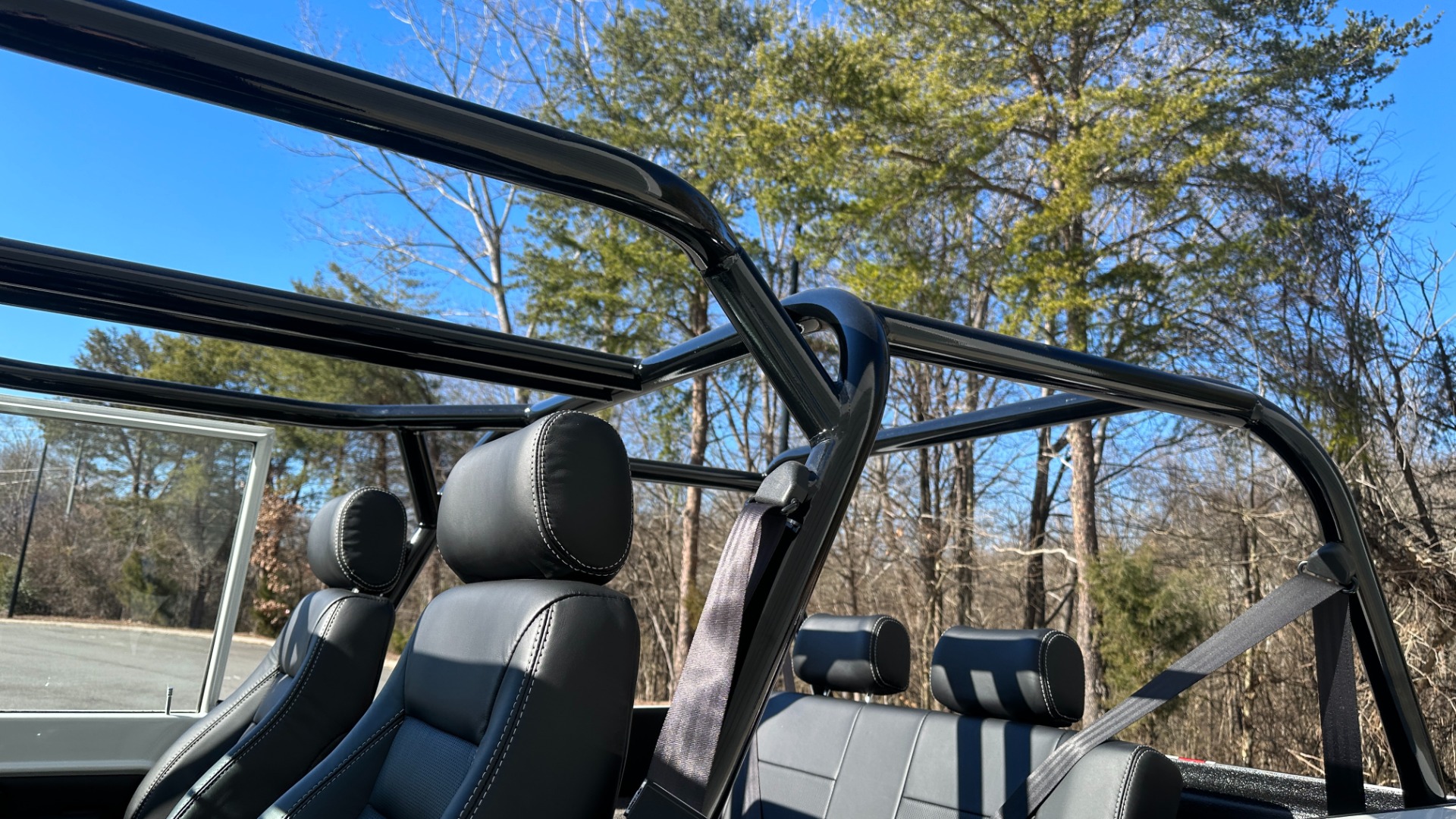Used 1977 Ford Bronco GATEWAY EDITION / 5.0L COYOTE V8 / FRAME OFF RESTORATION / LEATHER / A/C for sale Sold at Formula Imports in Charlotte NC 28227 29