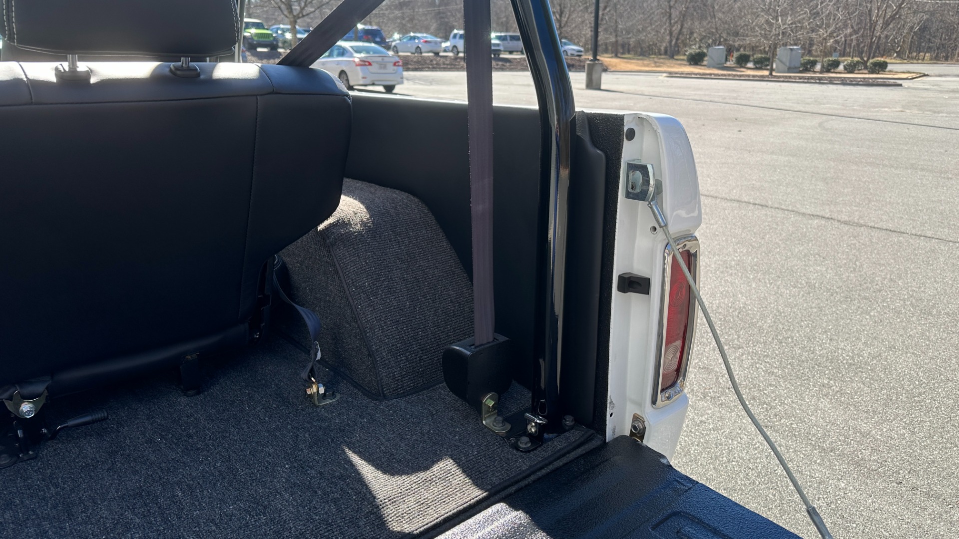Used 1977 Ford Bronco GATEWAY EDITION / 5.0L COYOTE V8 / FRAME OFF RESTORATION / LEATHER / A/C for sale Sold at Formula Imports in Charlotte NC 28227 52