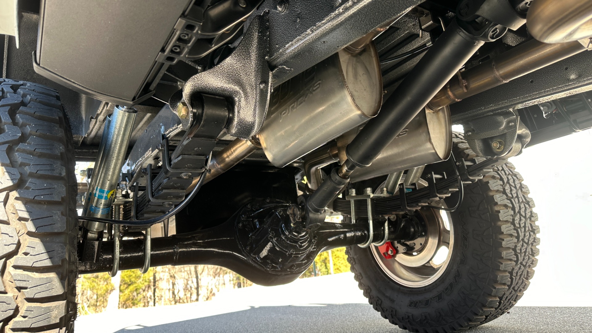 Used 1977 Ford Bronco GATEWAY EDITION / 5.0L COYOTE V8 / FRAME OFF RESTORATION / LEATHER / A/C for sale Sold at Formula Imports in Charlotte NC 28227 66