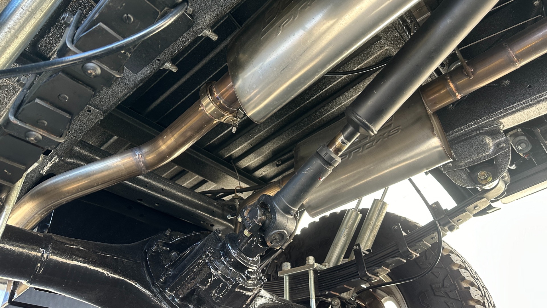 Used 1977 Ford Bronco GATEWAY EDITION / 5.0L COYOTE V8 / FRAME OFF RESTORATION / LEATHER / A/C for sale Sold at Formula Imports in Charlotte NC 28227 69