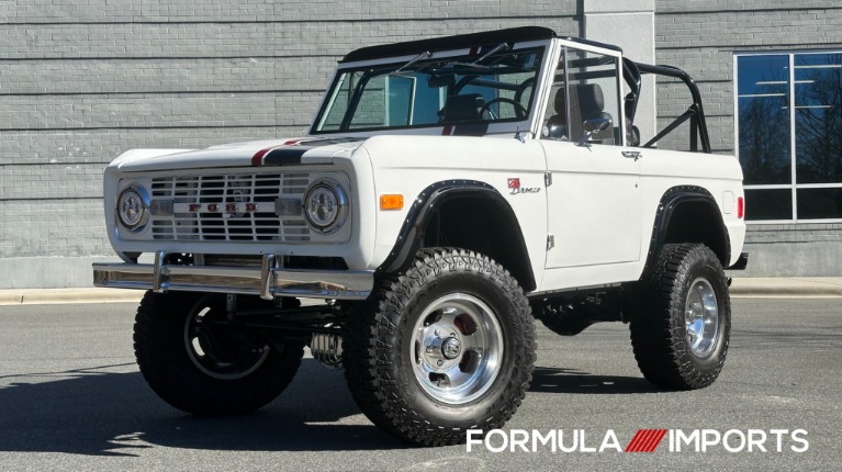 Used 1977 Ford Bronco GATEWAY EDITION / 5.0L COYOTE V8 / FRAME OFF RESTORATION / LEATHER / A/C for sale $225,000 at Formula Imports in Charlotte NC