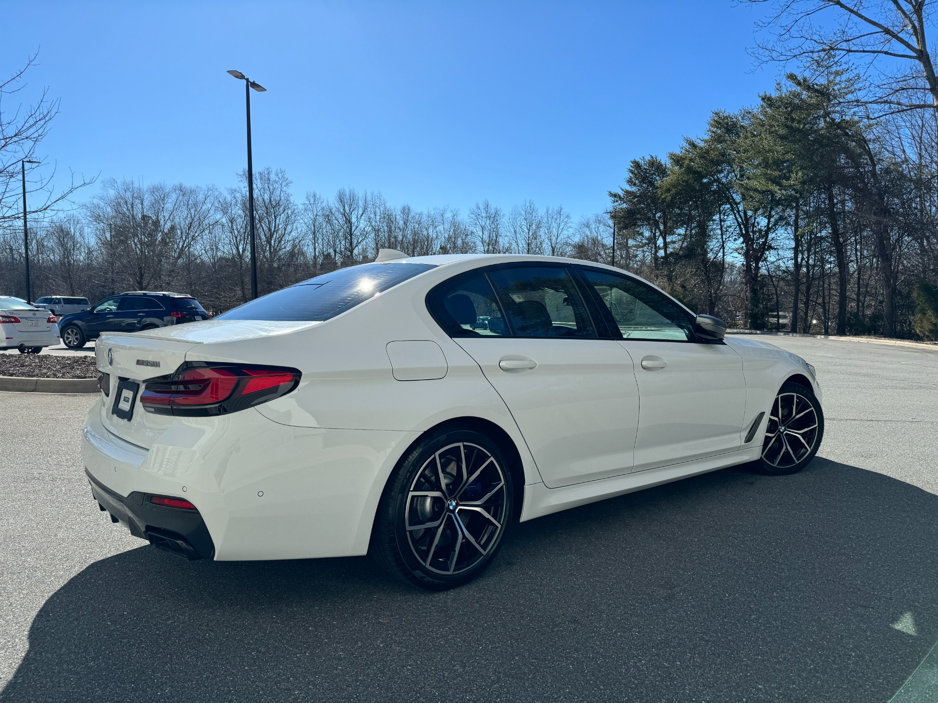 Used 2021 BMW 5 Series M550i xDrive COLD WEATHER PKG / LED LIGHTS / M SPORT WHEELS for sale $56,995 at Formula Imports in Charlotte NC 28227 4