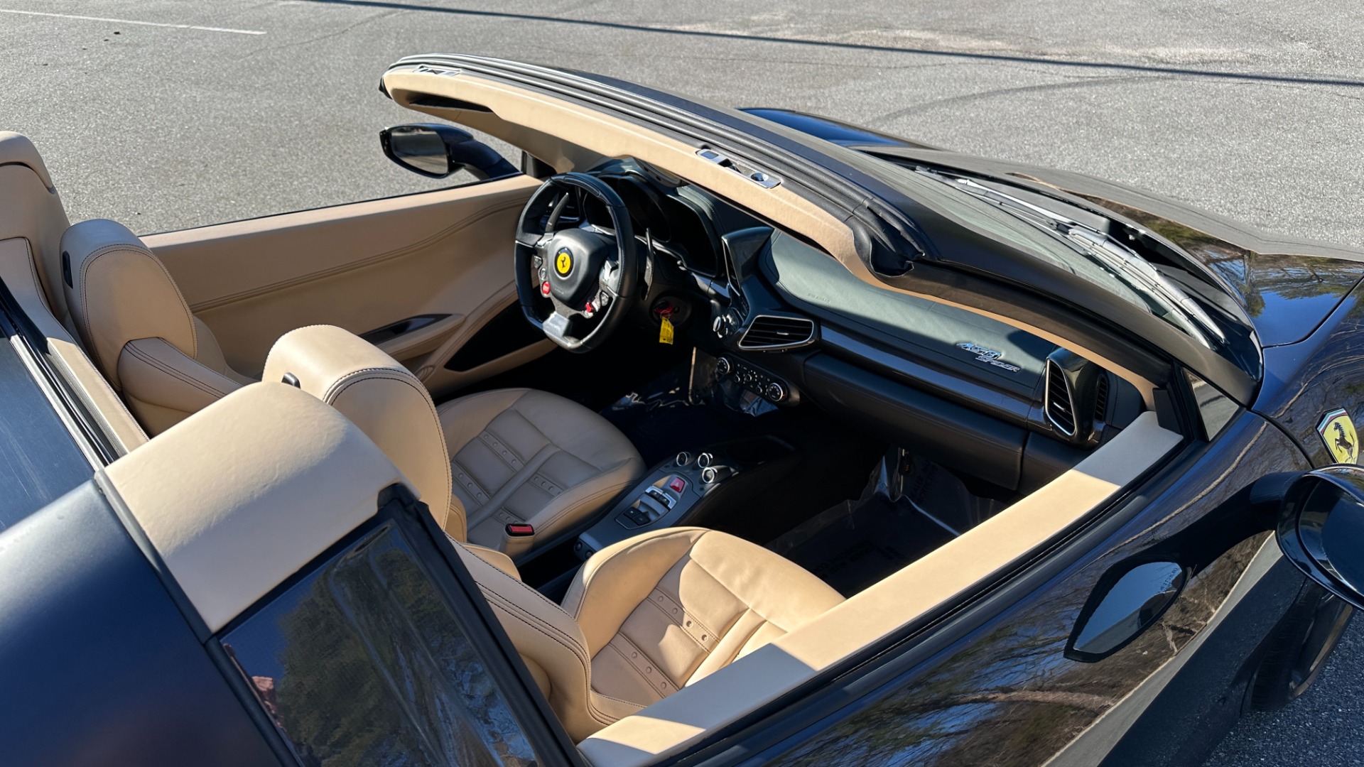 Used 2014 Ferrari 458 ITALIA SPIDER DAYTONA SEATS / CARBON FIBER / F1 LED STEERING / V8 / FRONT LIFT for sale $227,000 at Formula Imports in Charlotte NC 28227 67