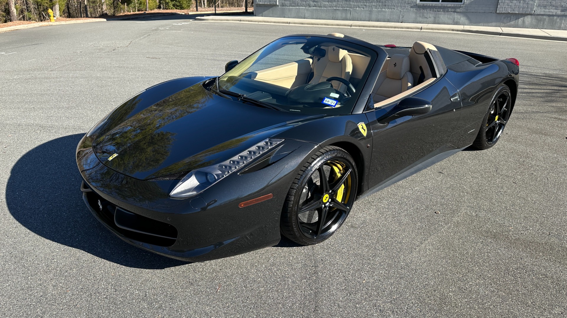 Used 2014 Ferrari 458 ITALIA SPIDER DAYTONA SEATS / CARBON FIBER / F1 LED STEERING / V8 / FRONT LIFT for sale $227,000 at Formula Imports in Charlotte NC 28227 9