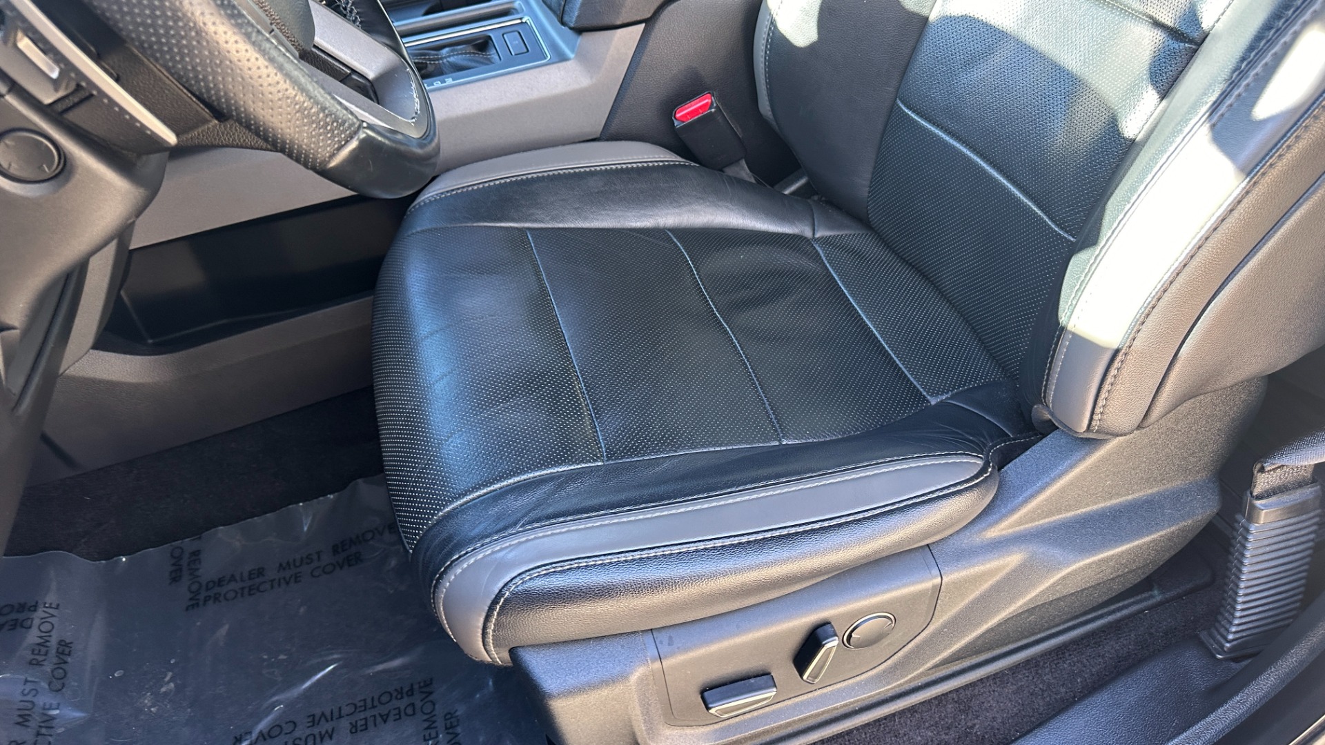 Used 2017 Ford F-150 RAPTOR / TECHNOLOGY PACKAGE / PANORAMIC ROOF for sale Sold at Formula Imports in Charlotte NC 28227 14