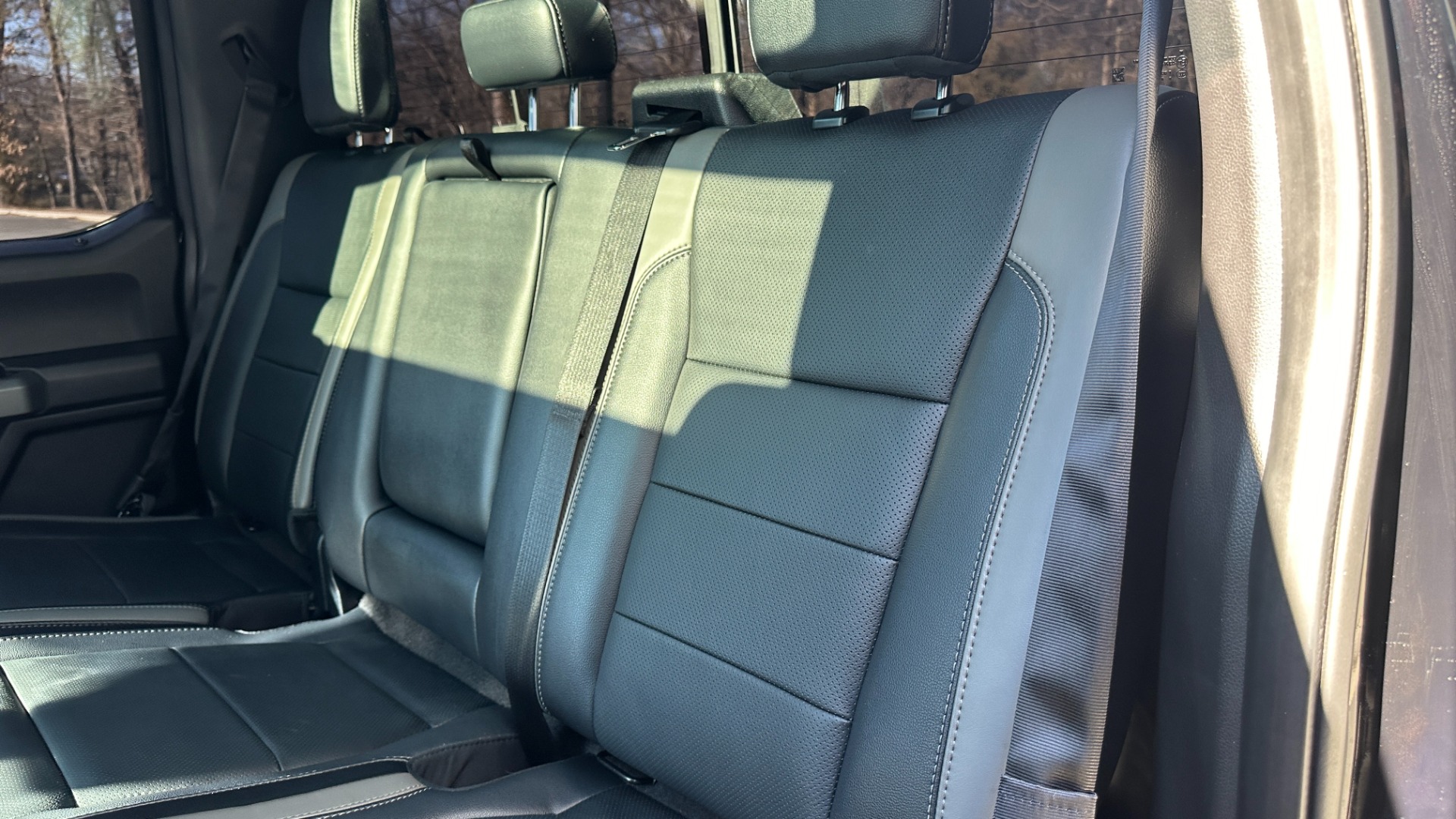 Used 2017 Ford F-150 RAPTOR / TECHNOLOGY PACKAGE / PANORAMIC ROOF for sale Sold at Formula Imports in Charlotte NC 28227 29